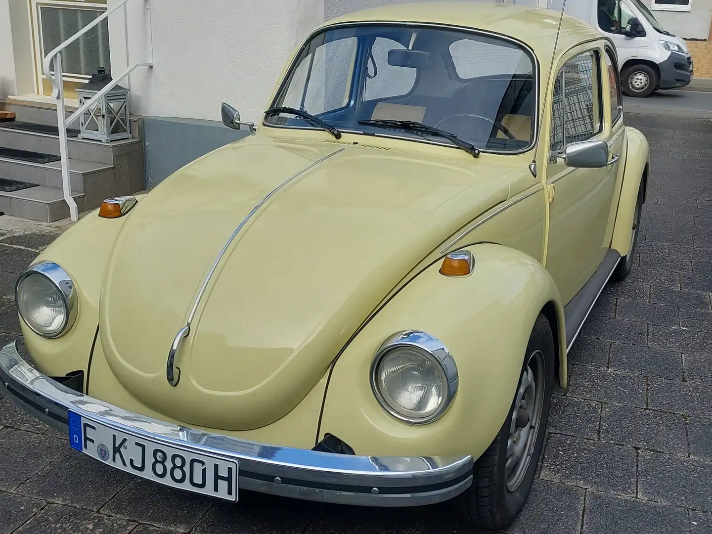Volkswagen Käfer 1303 žuta - 1