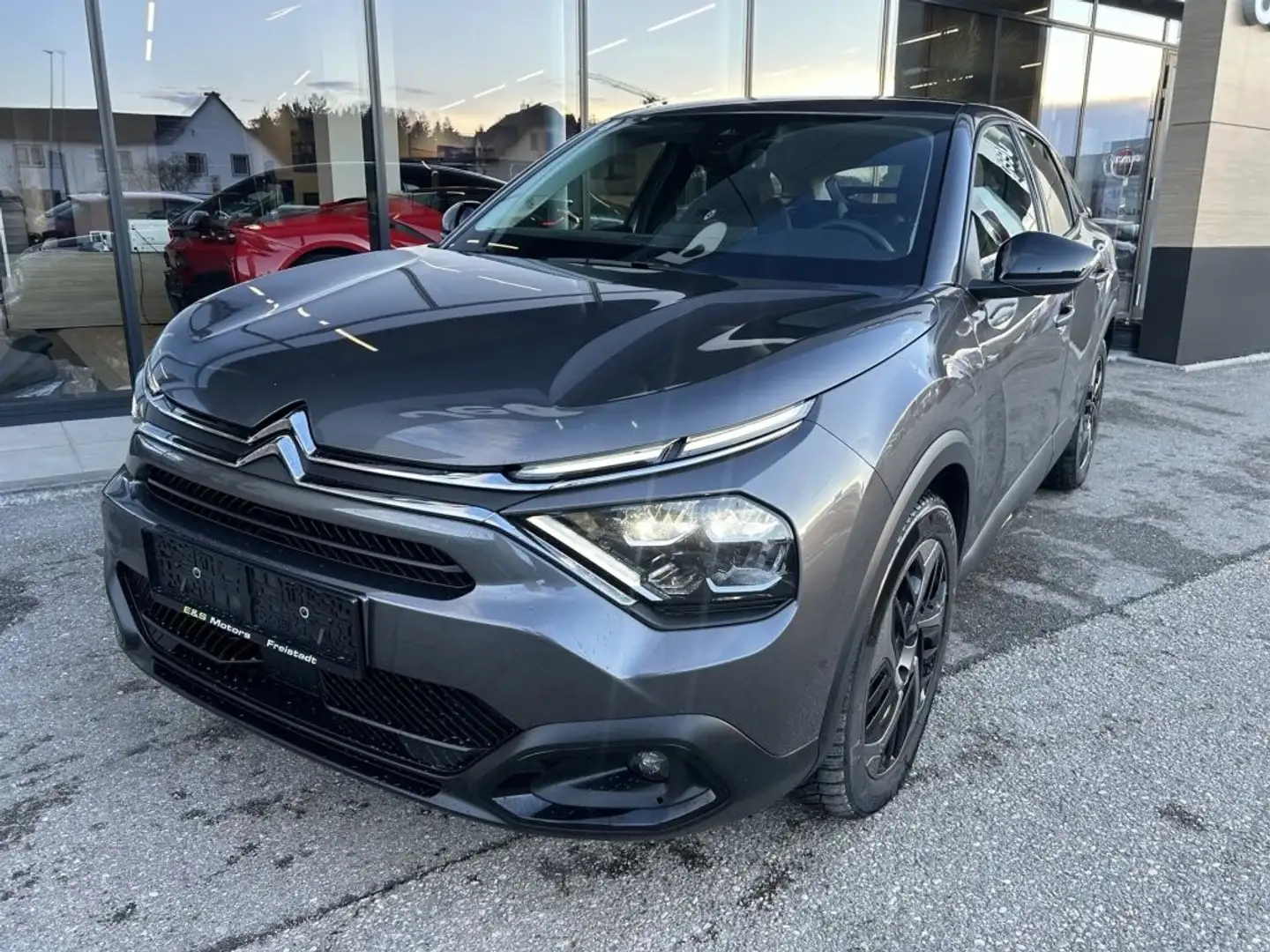 Citroen C4 BlueHDI 130 S&S EAT8 Aut. Plus Grau - 1