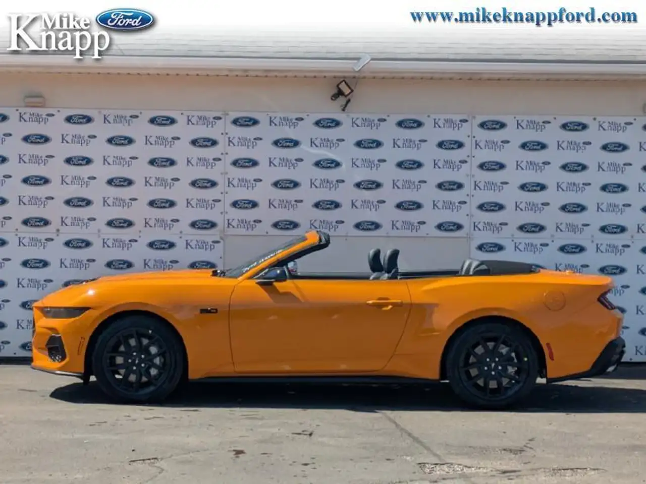 Ford Mustang снимка Ford Mustang