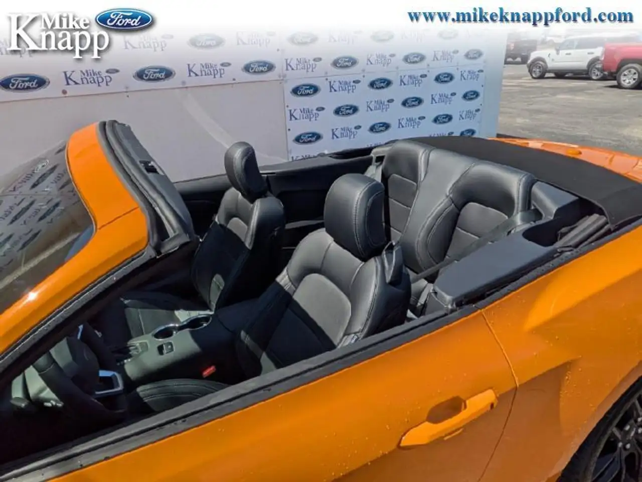 Ford Mustang снимка Ford Mustang