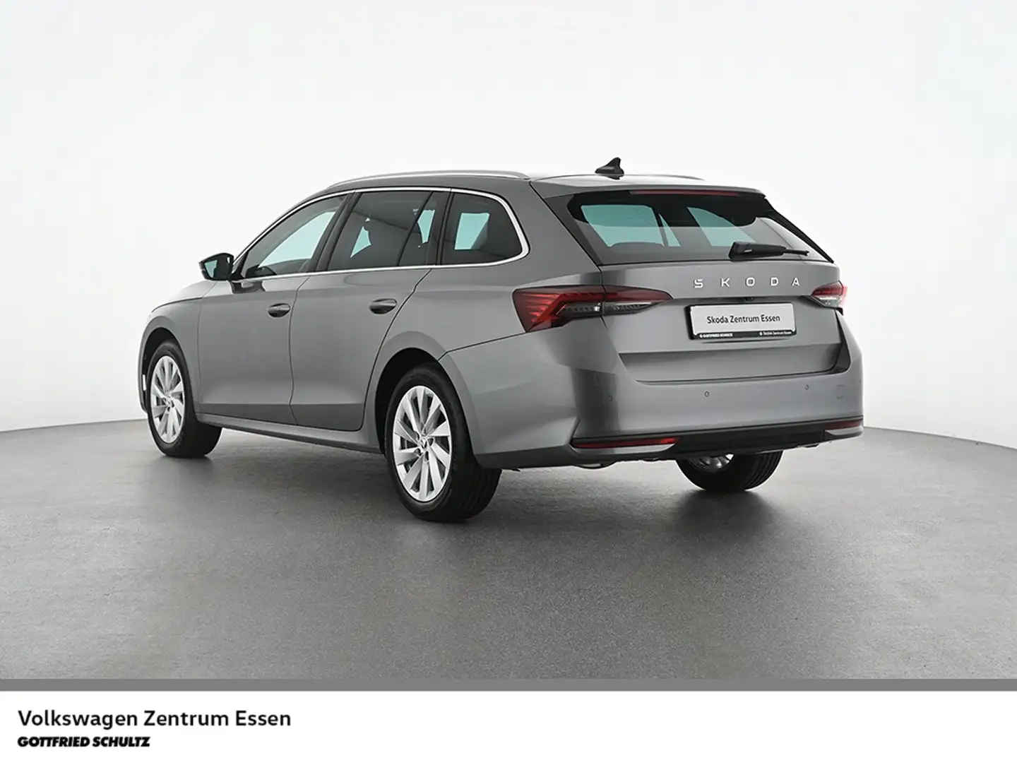 Skoda Octavia Combi Selection TSI Matrix AHK Navi Gris - 2