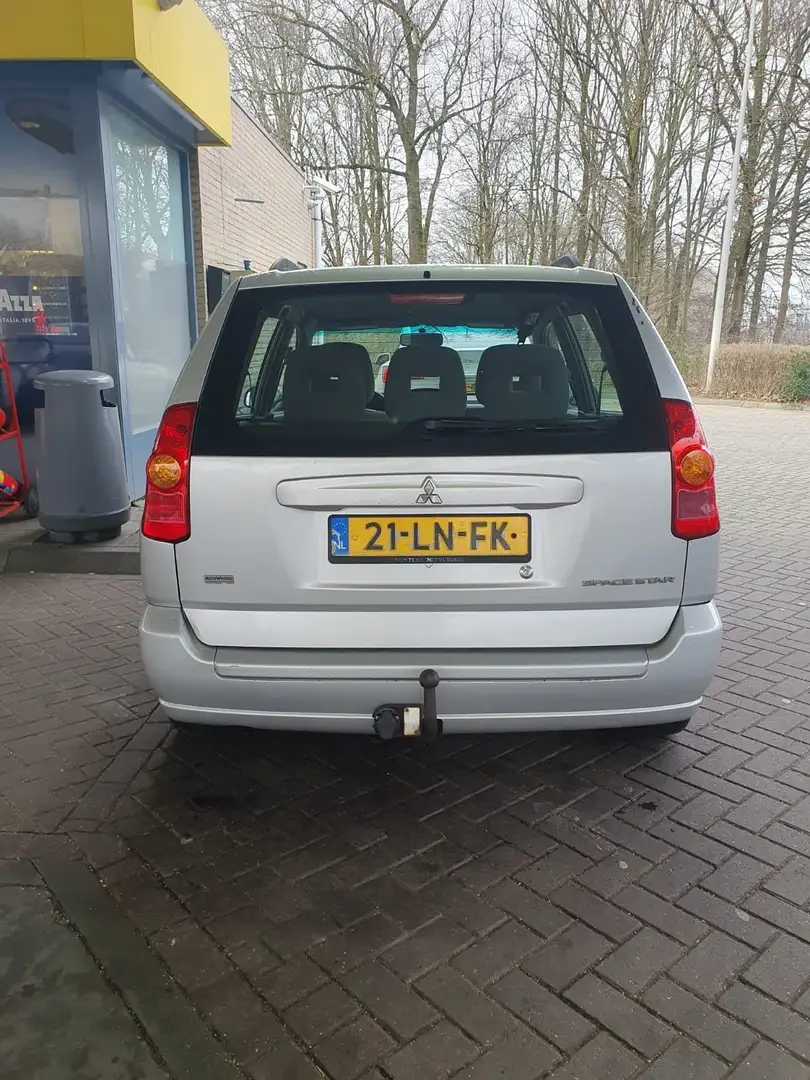Mitsubishi Space Star 1.6 Shogun SE Plateado - 2