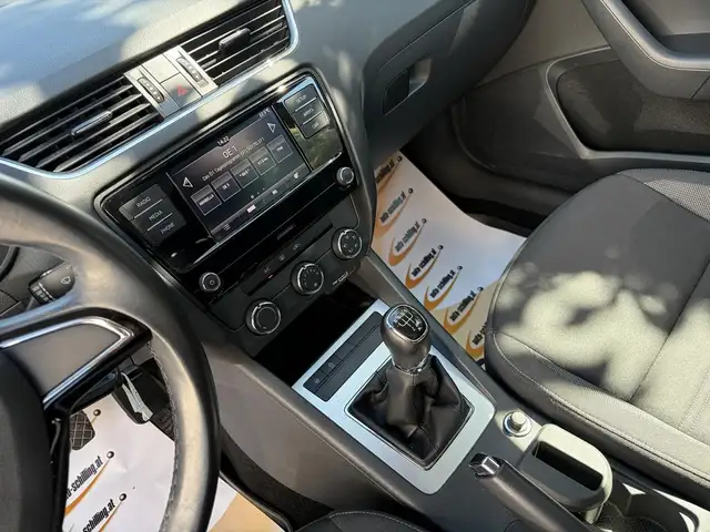 Skoda Octavia view 10