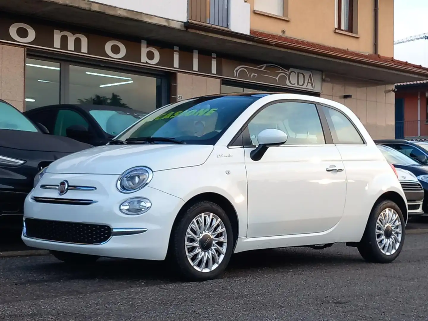 Fiat 500 1.0 Hybrid DOLCEVITA  *PROMO* Weiß - 1