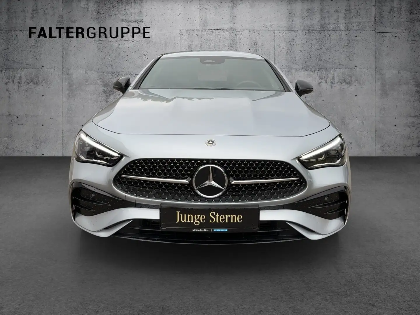 Mercedes-Benz CLE 200 CLE 200 AMG+NIGHT+DISTR+360°+MEMO+KEYL+LED+19" Plateado - 2