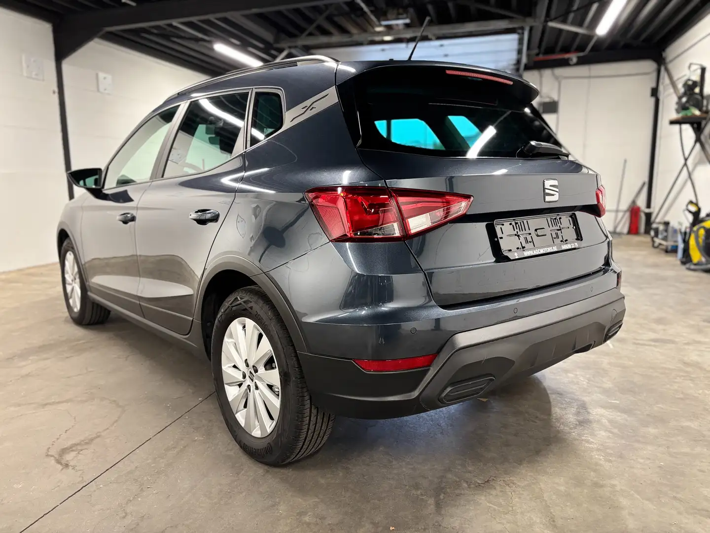 SEAT Arona Arona 1.0 TSI Move! Navi DSG Gris - 2