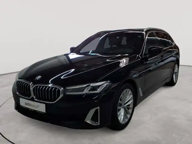 BMW 5 Series view 2