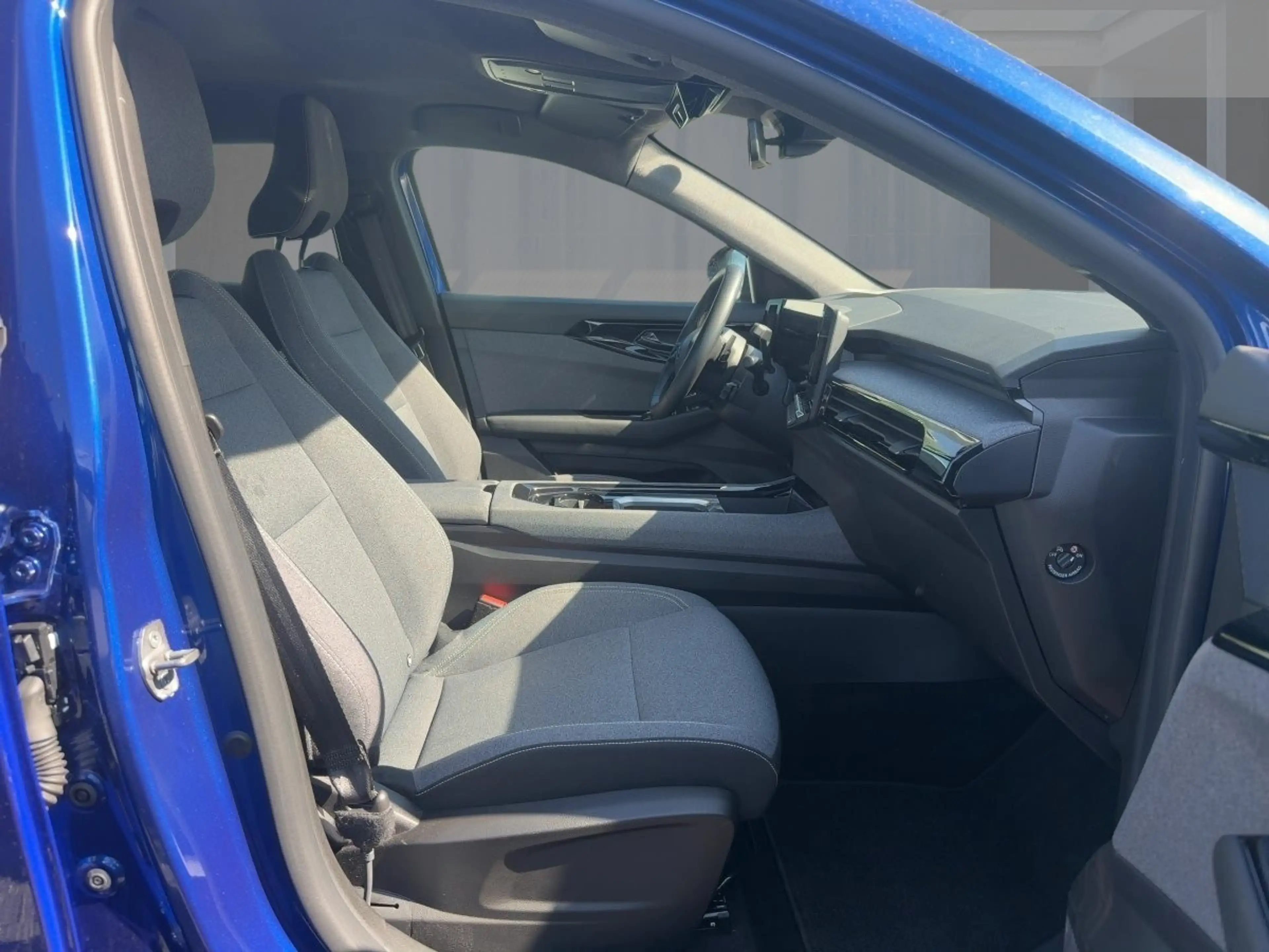 Renault Austral 1.3 TCE 160 EVOLUTION — photo 8