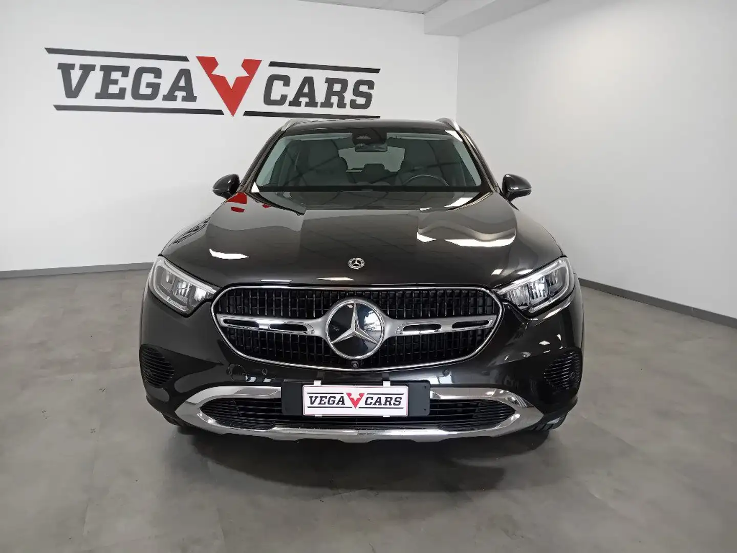 Mercedes-Benz GLC 220 d 4Matic Sport Grigio - 2