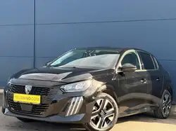 Peugeot 208 Allure / GPS / Carplay — фото 1