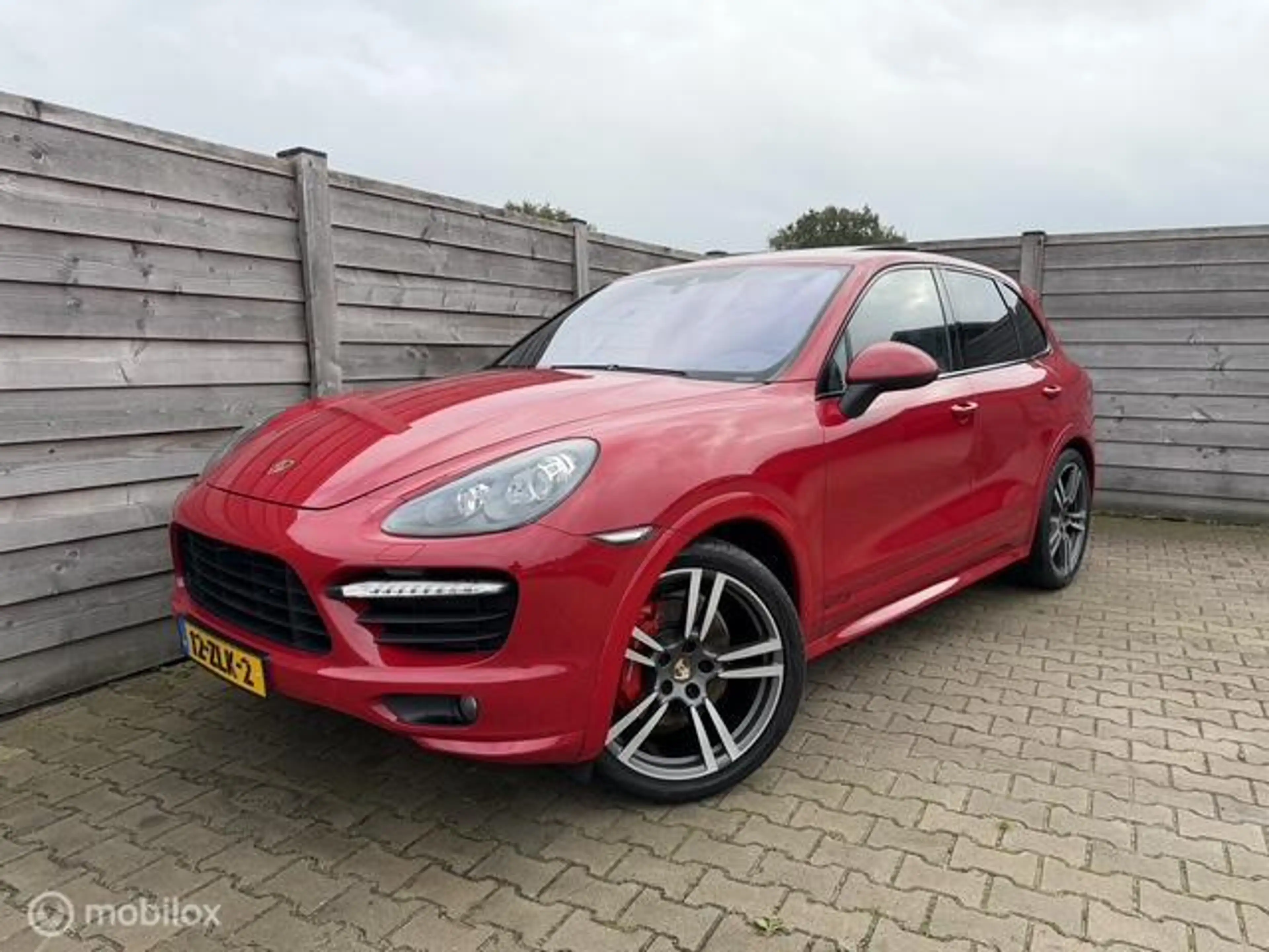 Porsche Cayenne 4.8 GTS Pano-Burmeister-Alcantara-NL-Auto