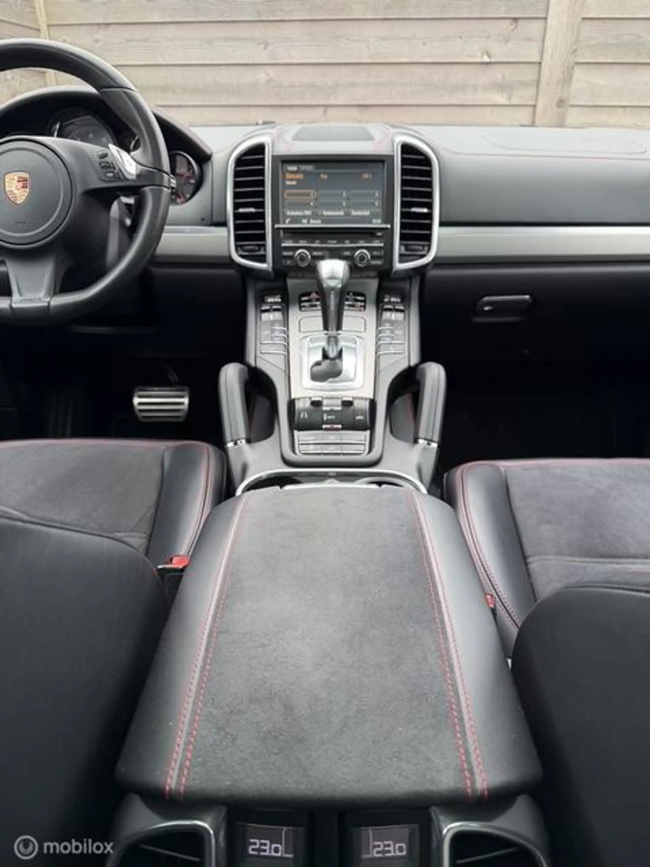 Porsche Cayenne 4.8 GTS Pano-Burmeister-Alcantara-NL-Auto — photo 31