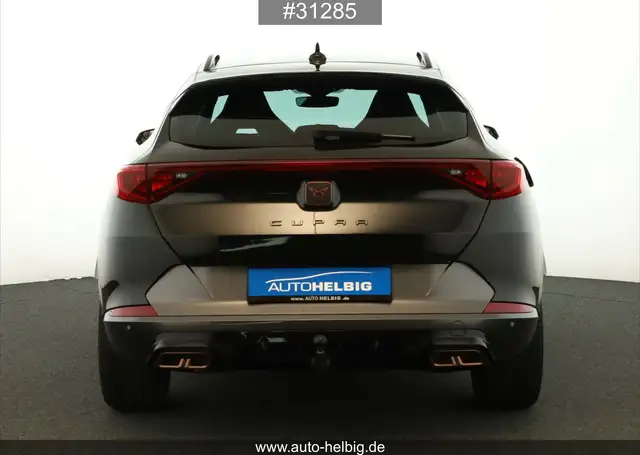 Cupra Formentor view 4