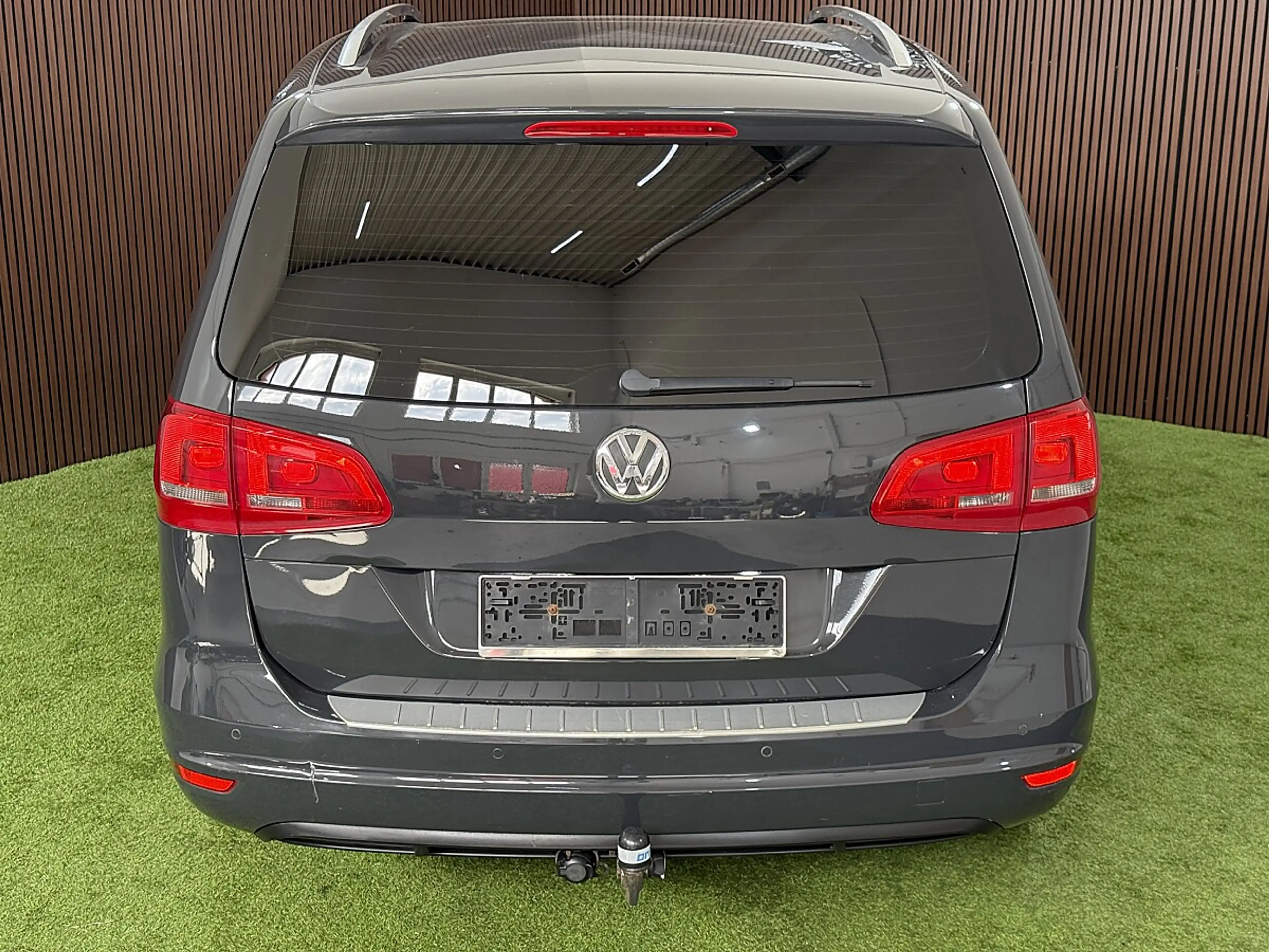 Volkswagen Sharan Sky BMT 2,0 TDI DPF DSG — photo 11