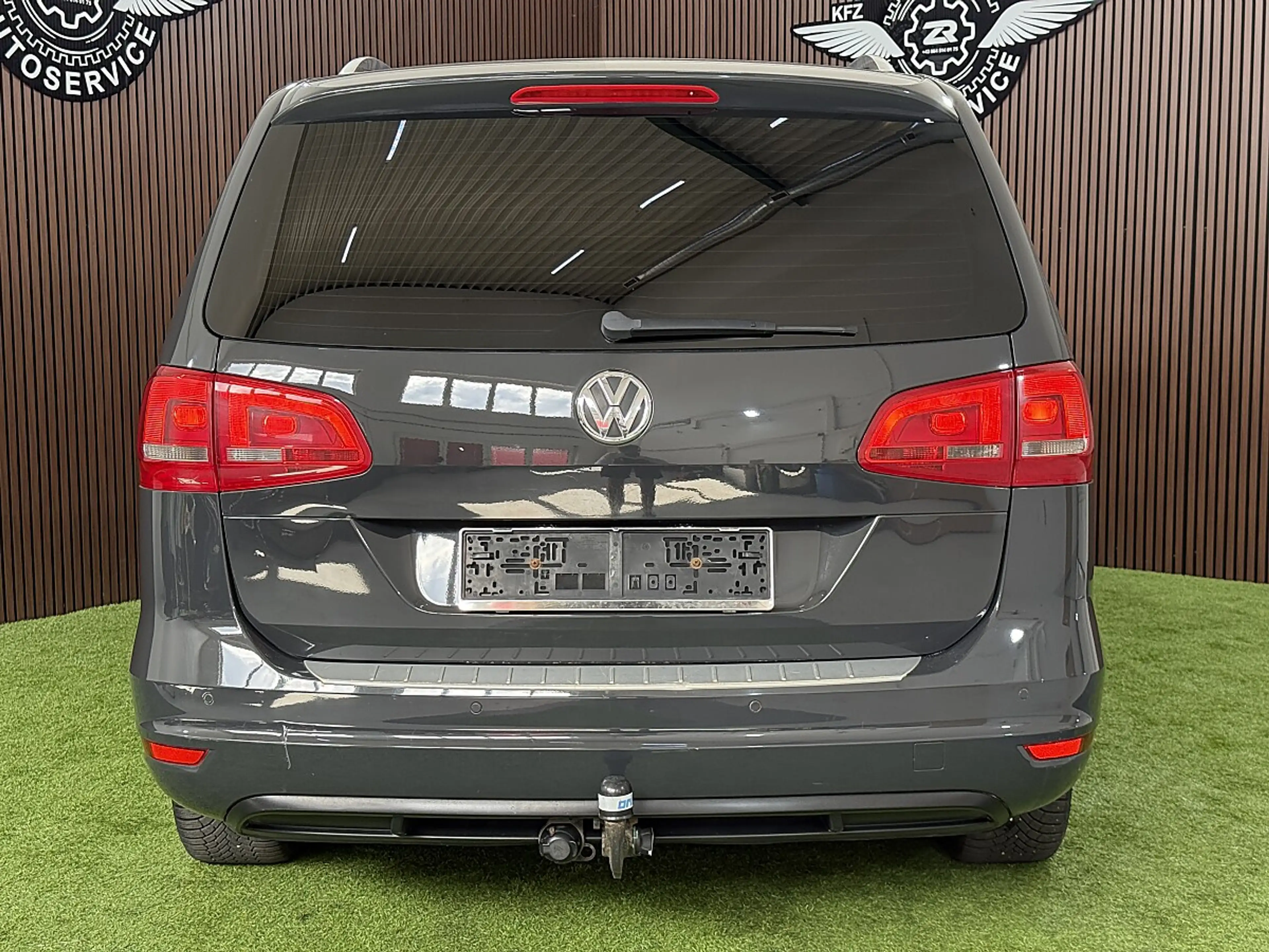 Volkswagen Sharan Sky BMT 2,0 TDI DPF DSG — photo 10