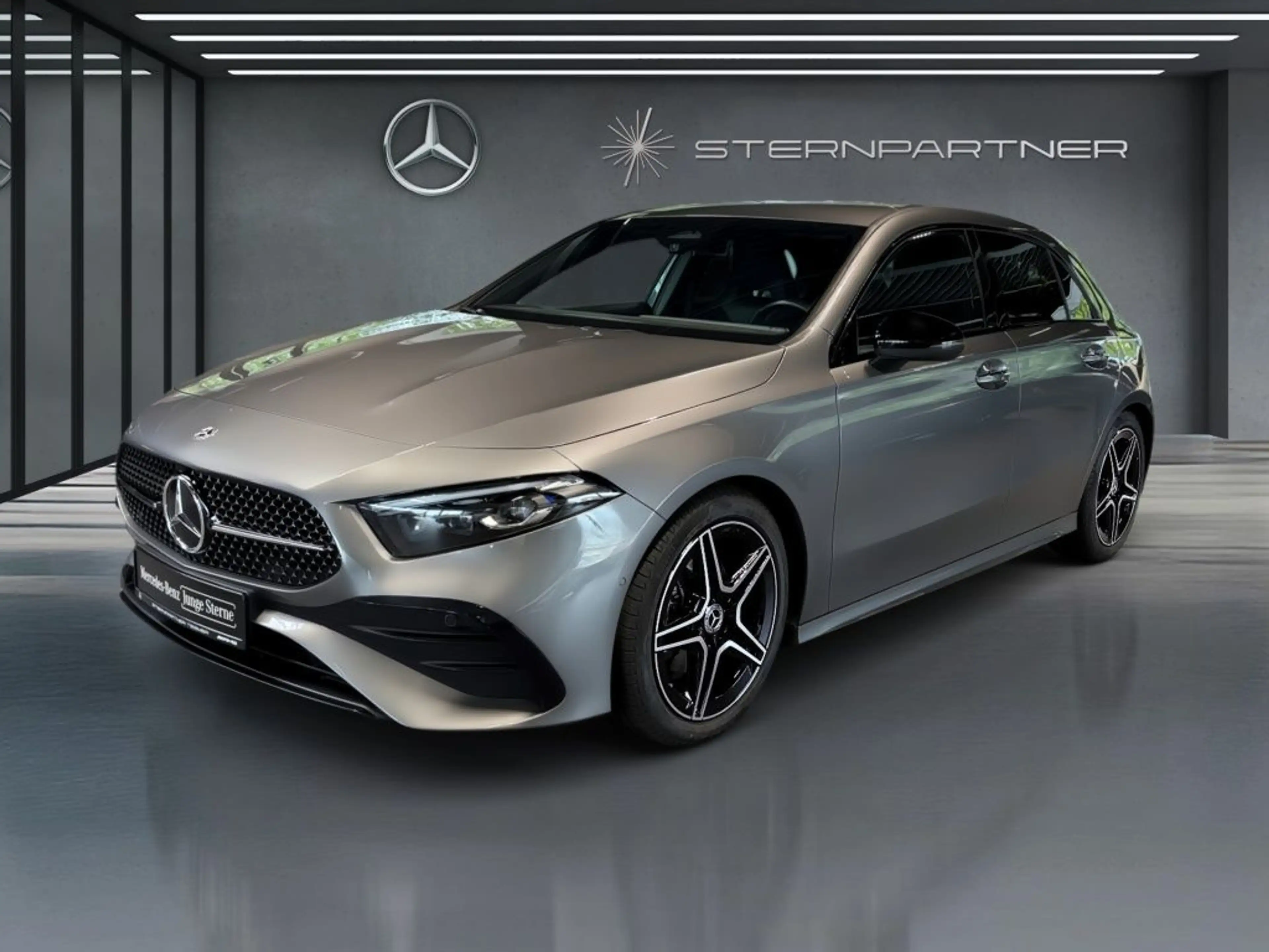 Mercedes-Benz A 200 d Kompaktlimousine +AMG+Night+MBUX+KAMERA