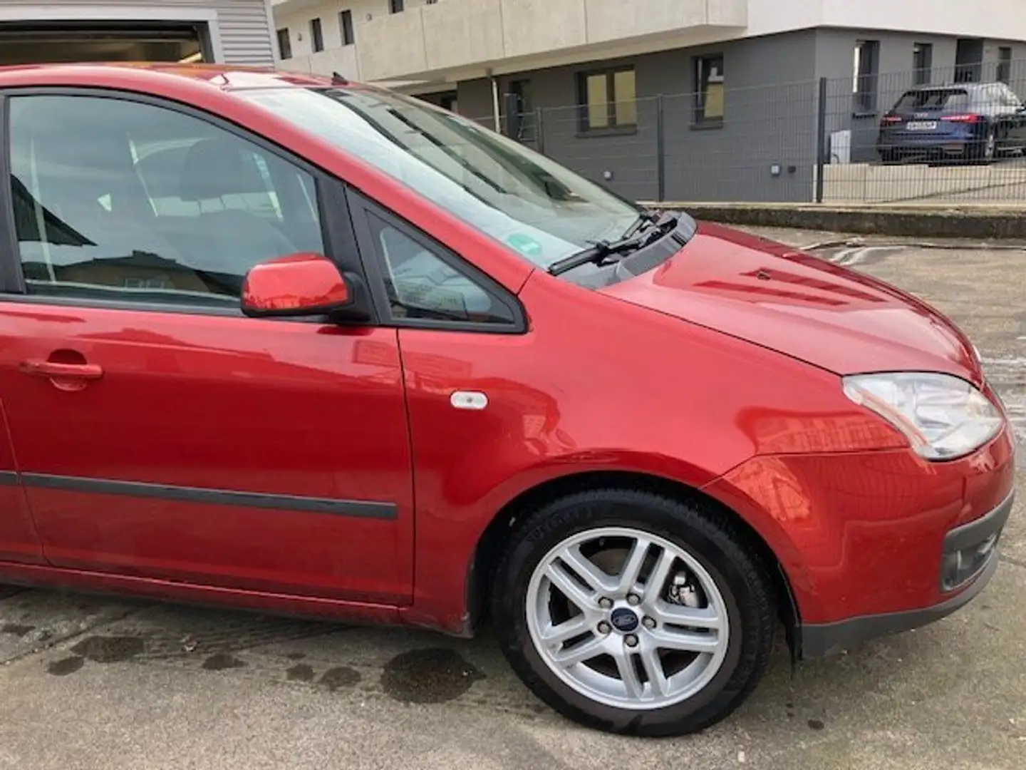 Ford Focus C-Max Fun Rouge - 2