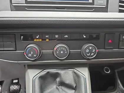Annonce voiture d'occasion Volkswagen T6.1 Kombi - CARADIZE
