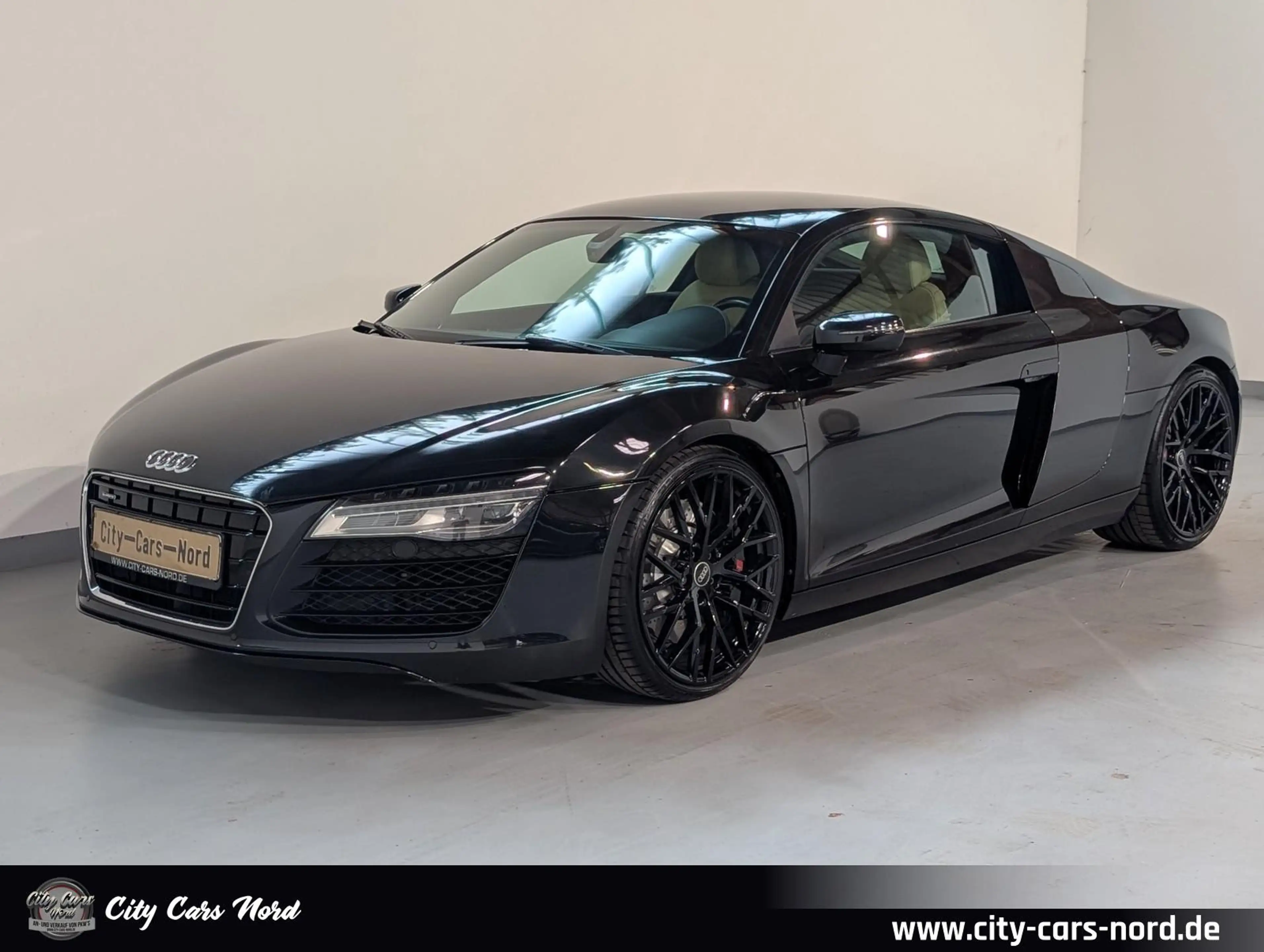 Audi R8 Coupe 4.2 FSI quattro LED+B&O+NAPPA+PDC+SHZ