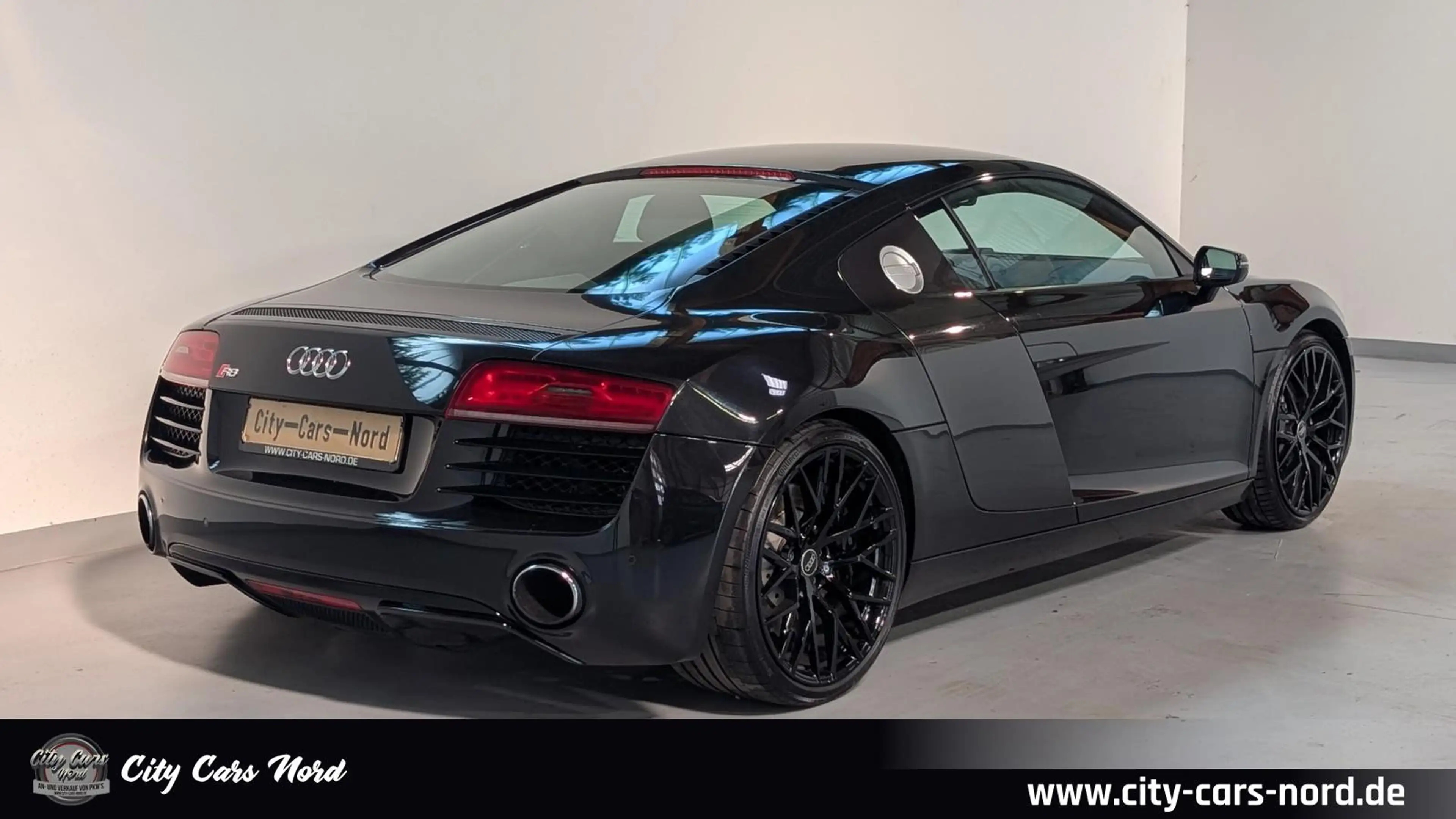 Audi R8 Coupe 4.2 FSI quattro LED+B&O+NAPPA+PDC+SHZ — photo 6