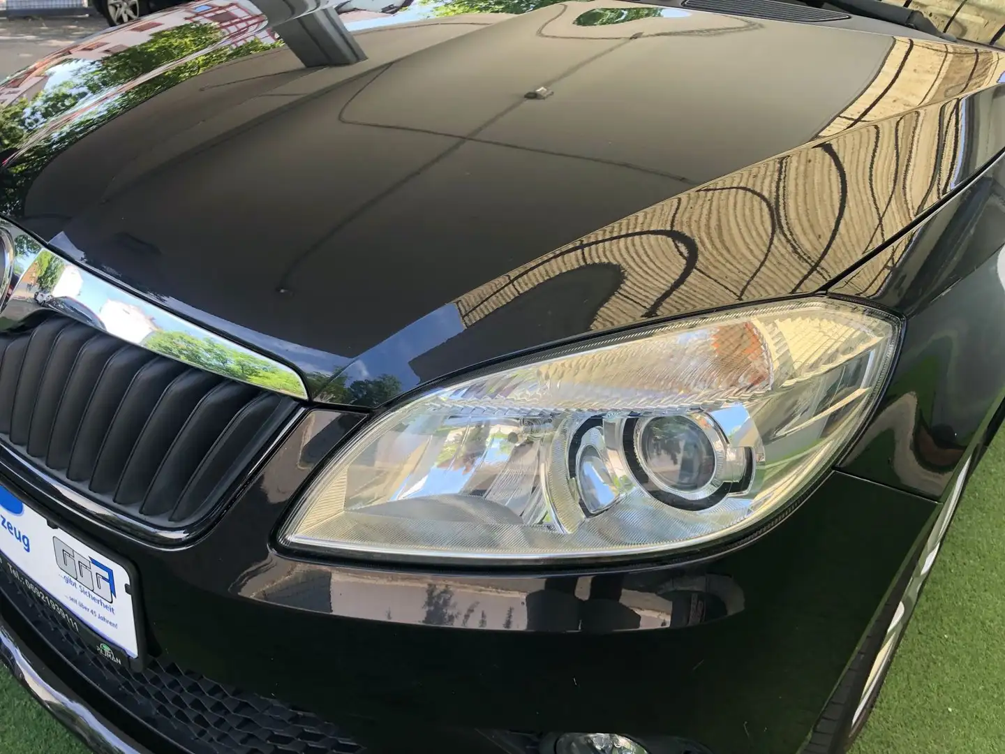 Skoda Fabia Best of 1.2 TSI 105-PS,KlimaA,PDC,SHZ,8FB Noir - 2