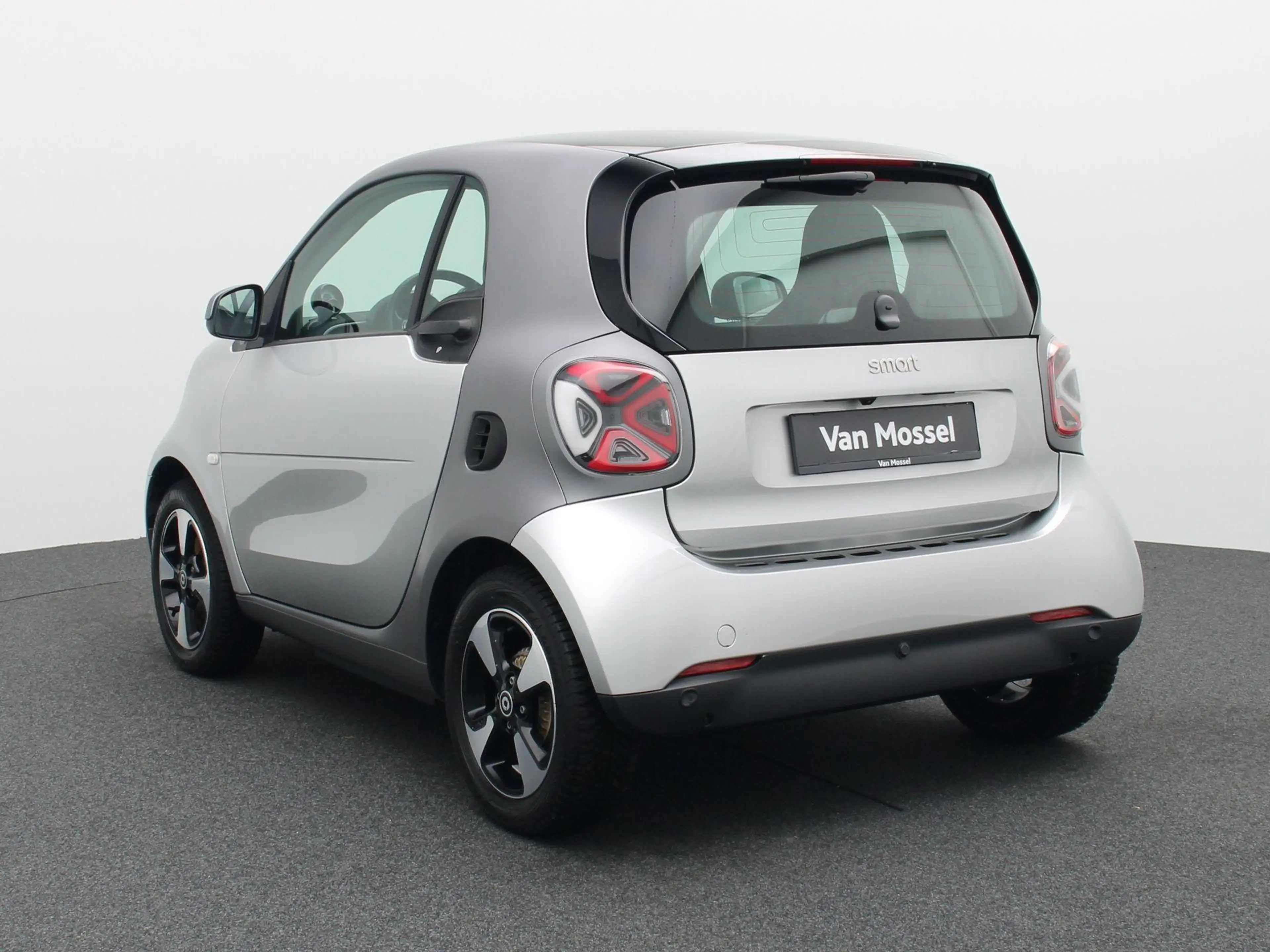 smart forTwo coupé EQ Comfort — photo 2