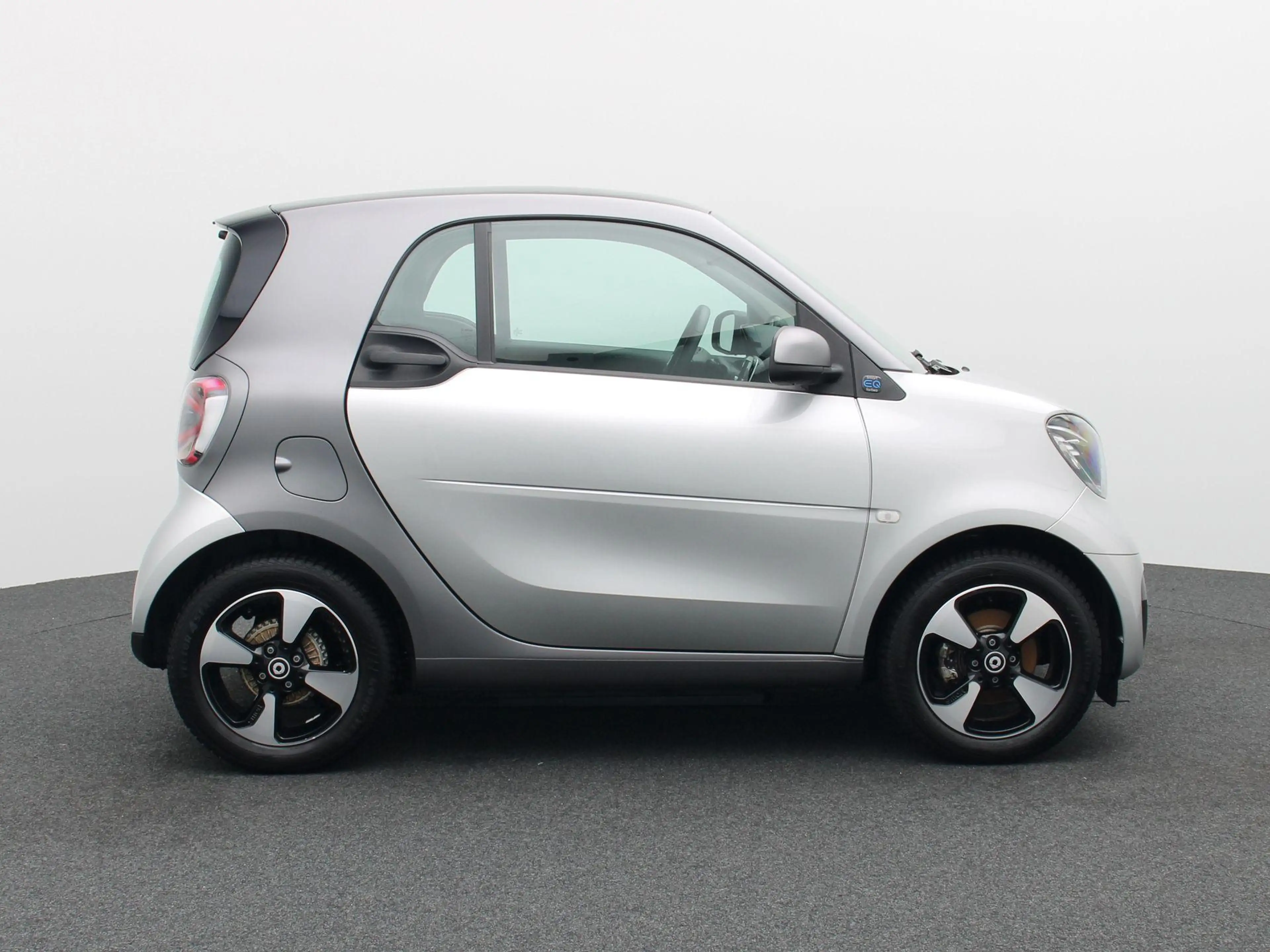 smart forTwo coupé EQ Comfort — photo 6