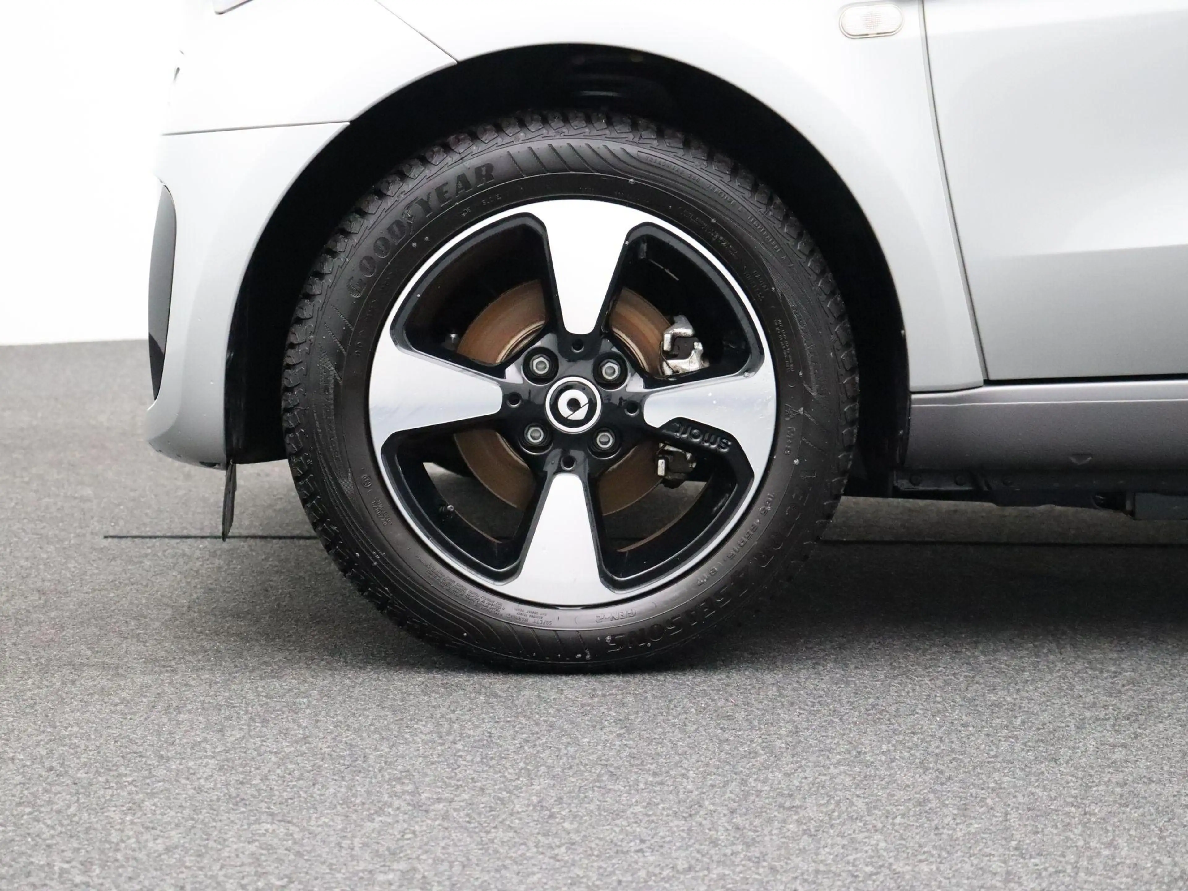 smart forTwo coupé EQ Comfort — photo 7