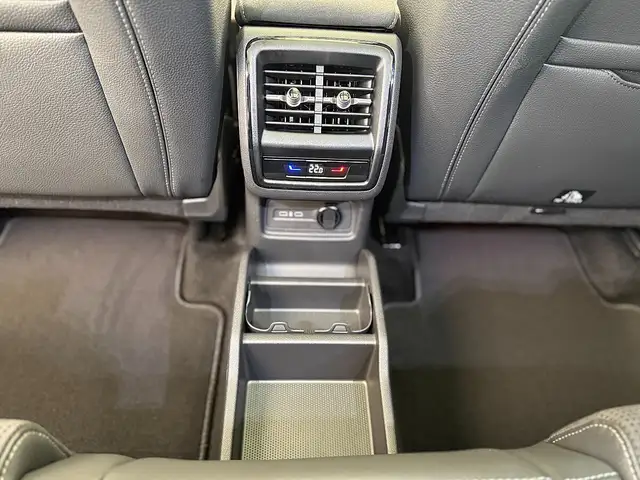 Skoda Kodiaq 1,5 TSI mHEV ACT Sportline DSG *PANO*VIRTUAL*HE... Ansicht 32