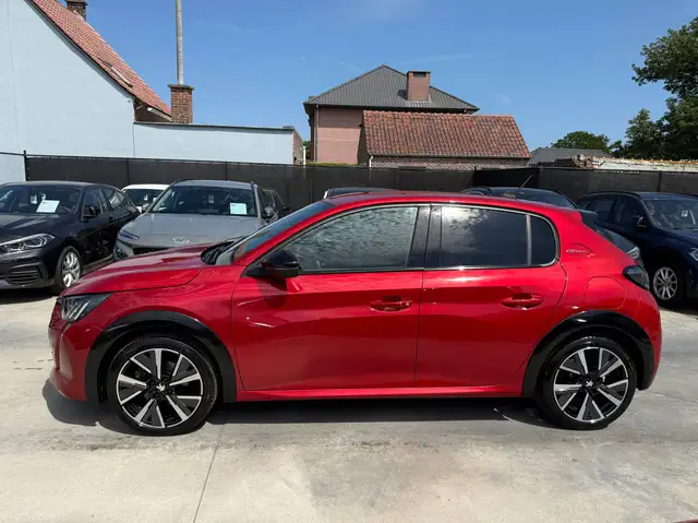 Peugeot 208 view 8