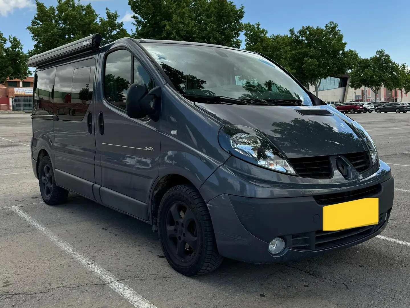 Renault Trafic Trafic 2.0dCi Black Edition 115 E5 Black Edition Gris - 2
