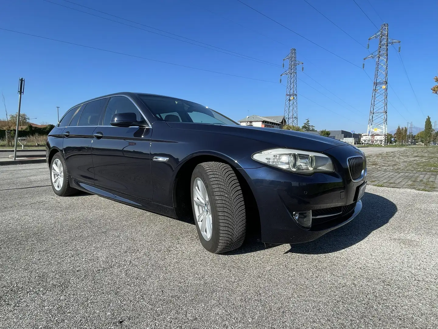 BMW 520 520d Touring Futura - 1