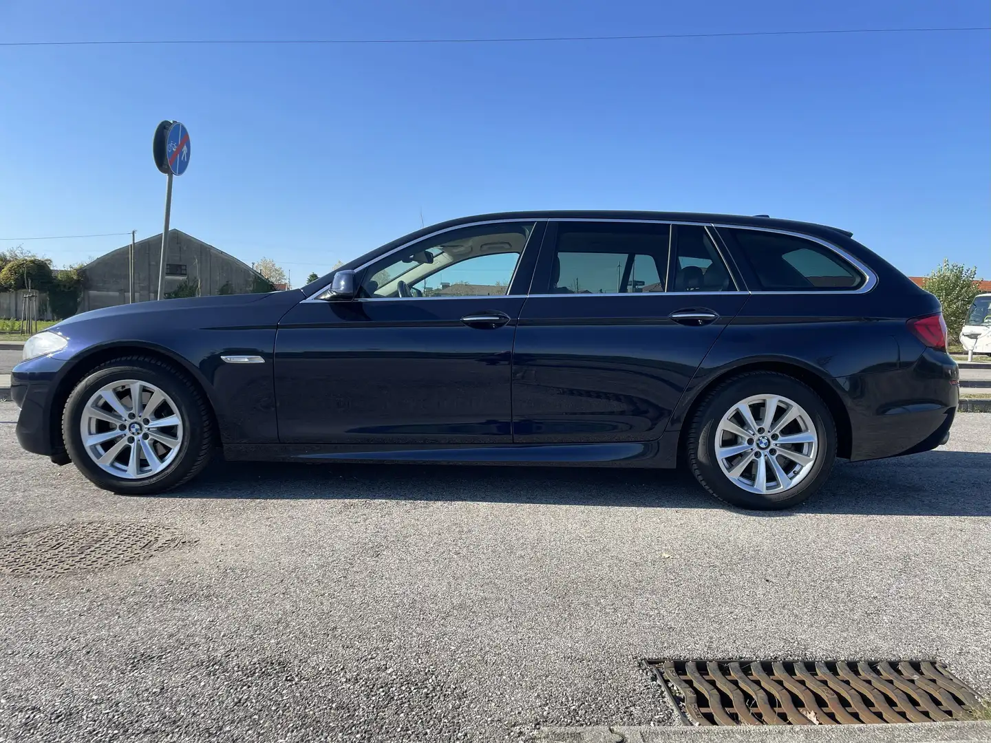 BMW 520 520d Touring Futura - 2