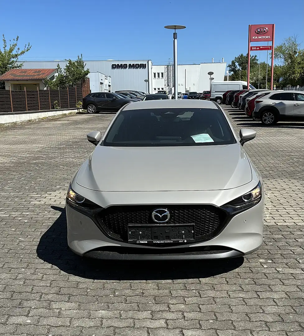 Mazda 3 Mazda3 e-Skyactiv-G140 Centre-Line Aut. - 2