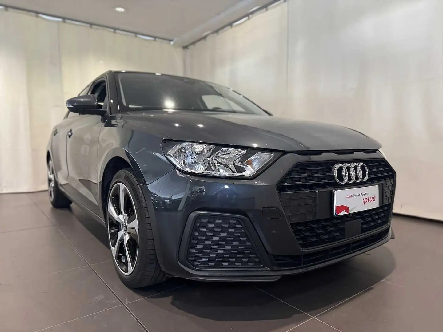 Audi A1 2ª serie SPB 25 TFSI Admired Advanced Grigio - 1