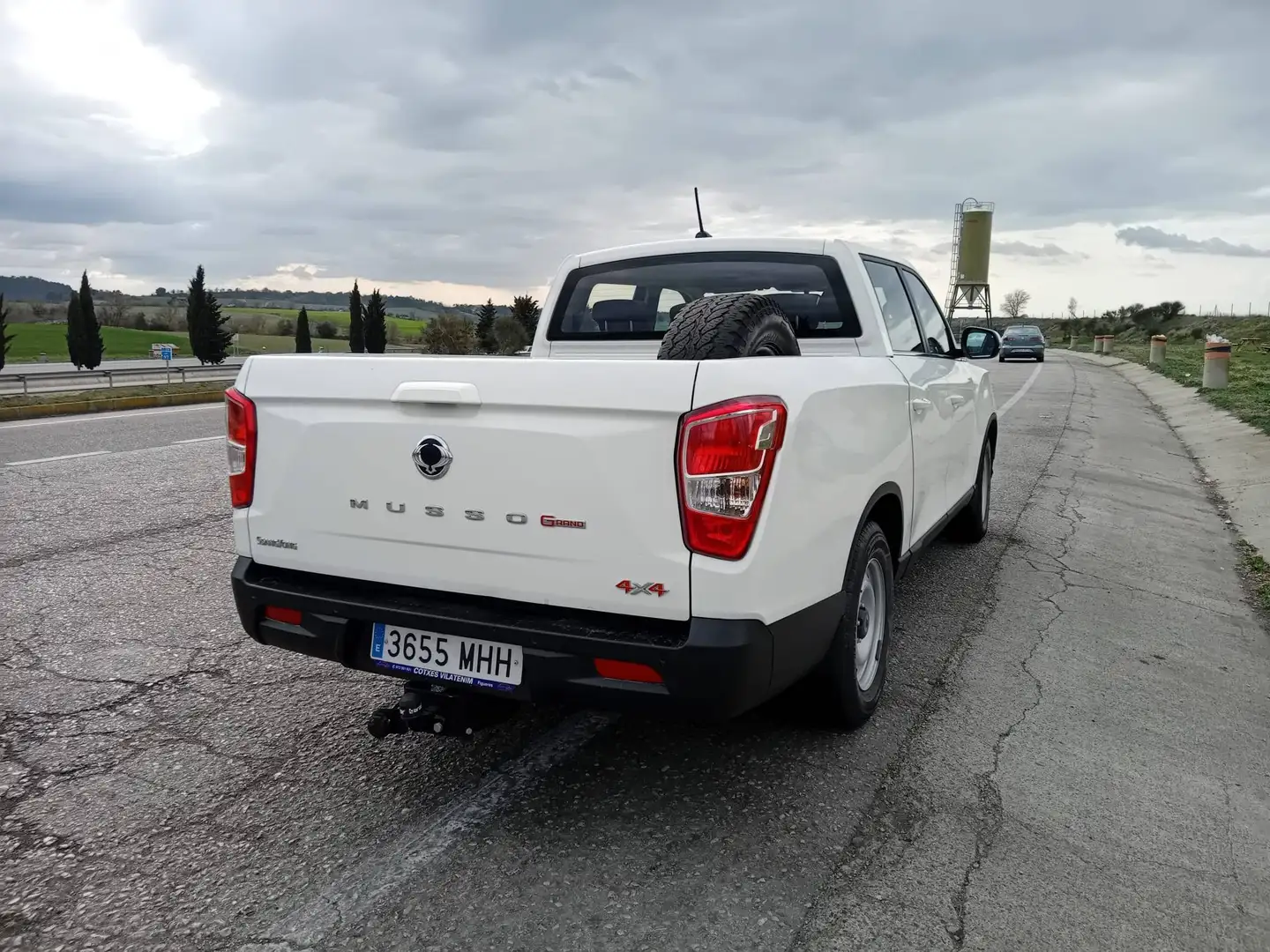 SsangYong Musso Musso Sports D22 DTR Pro 4x4 MT Pro Blanco - 1