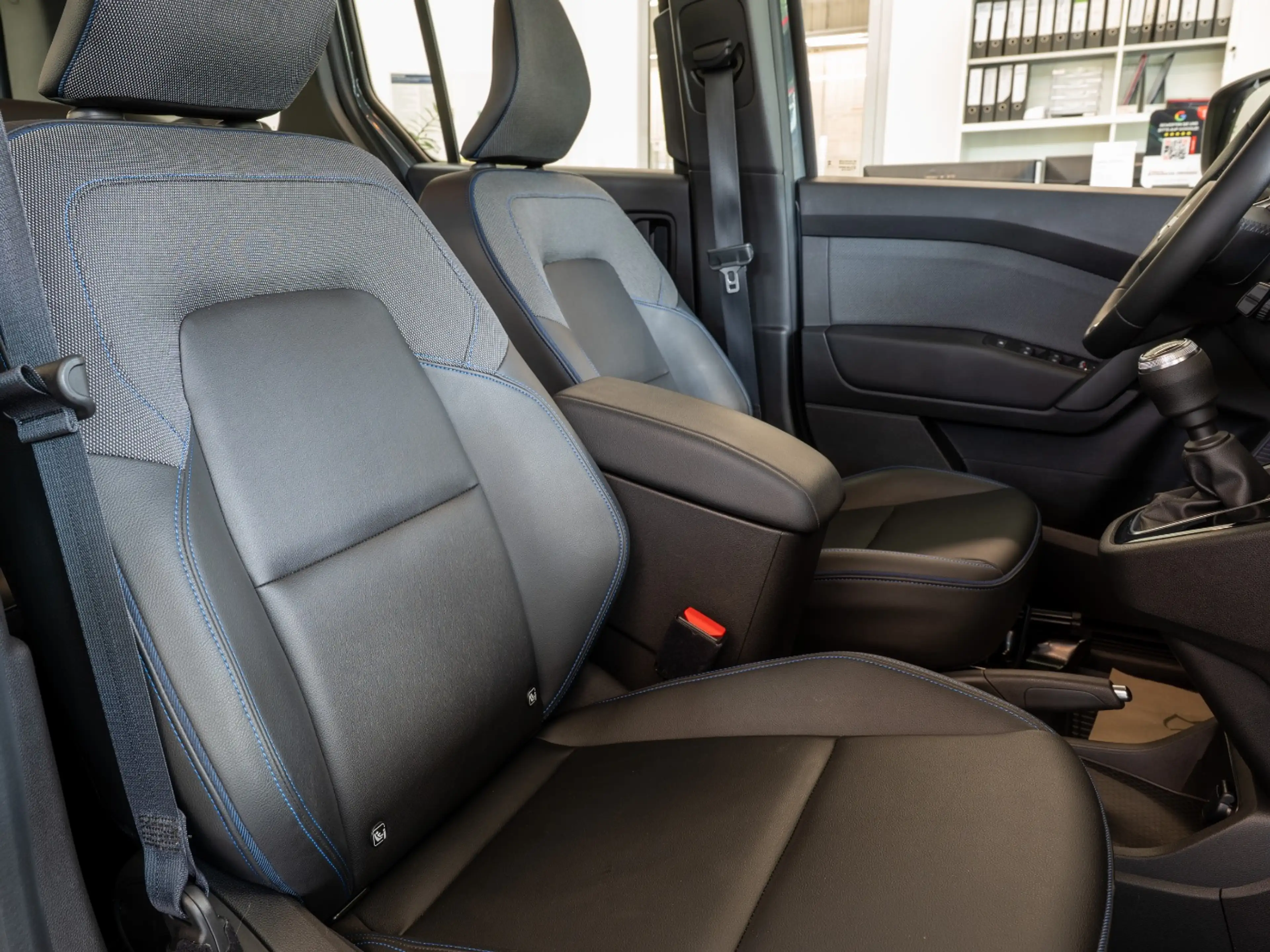 Nissan Townstar Kombi 1.3DIG-T 130 L1 N-Conn. Navi+Kam. — photo 28