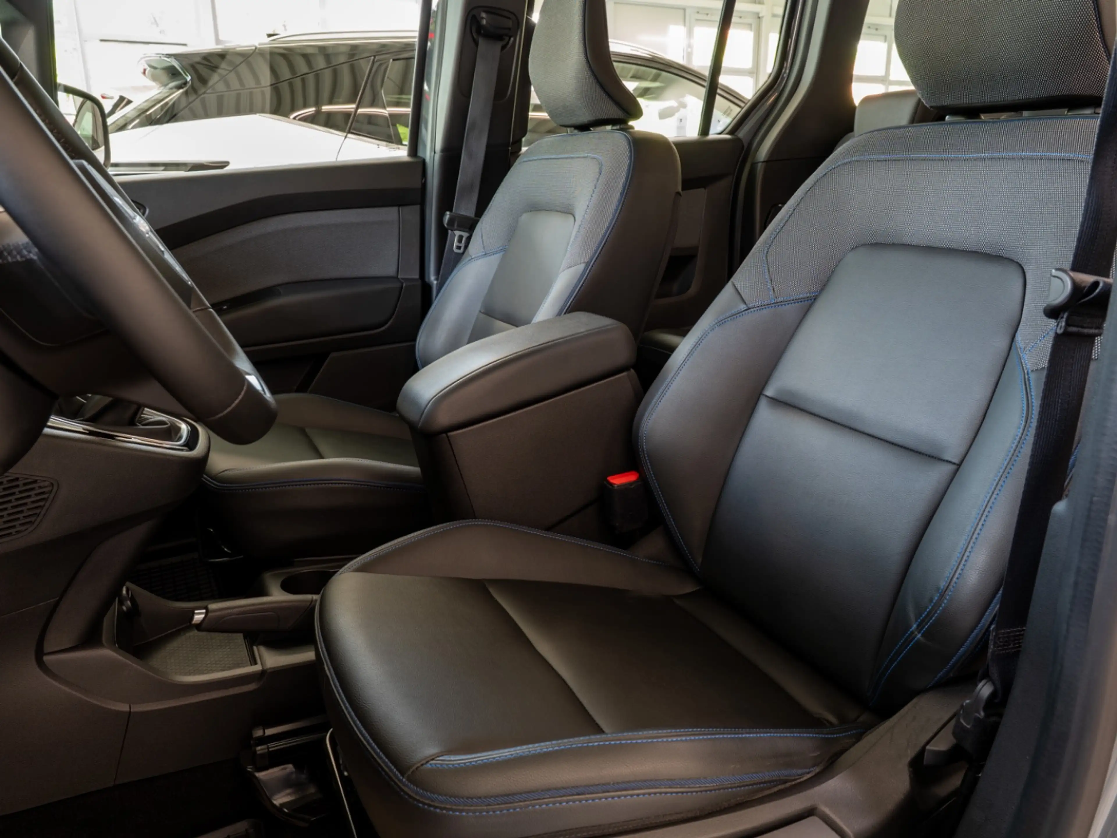 Nissan Townstar Kombi 1.3DIG-T 130 L1 N-Conn. Navi+Kam. — photo 12