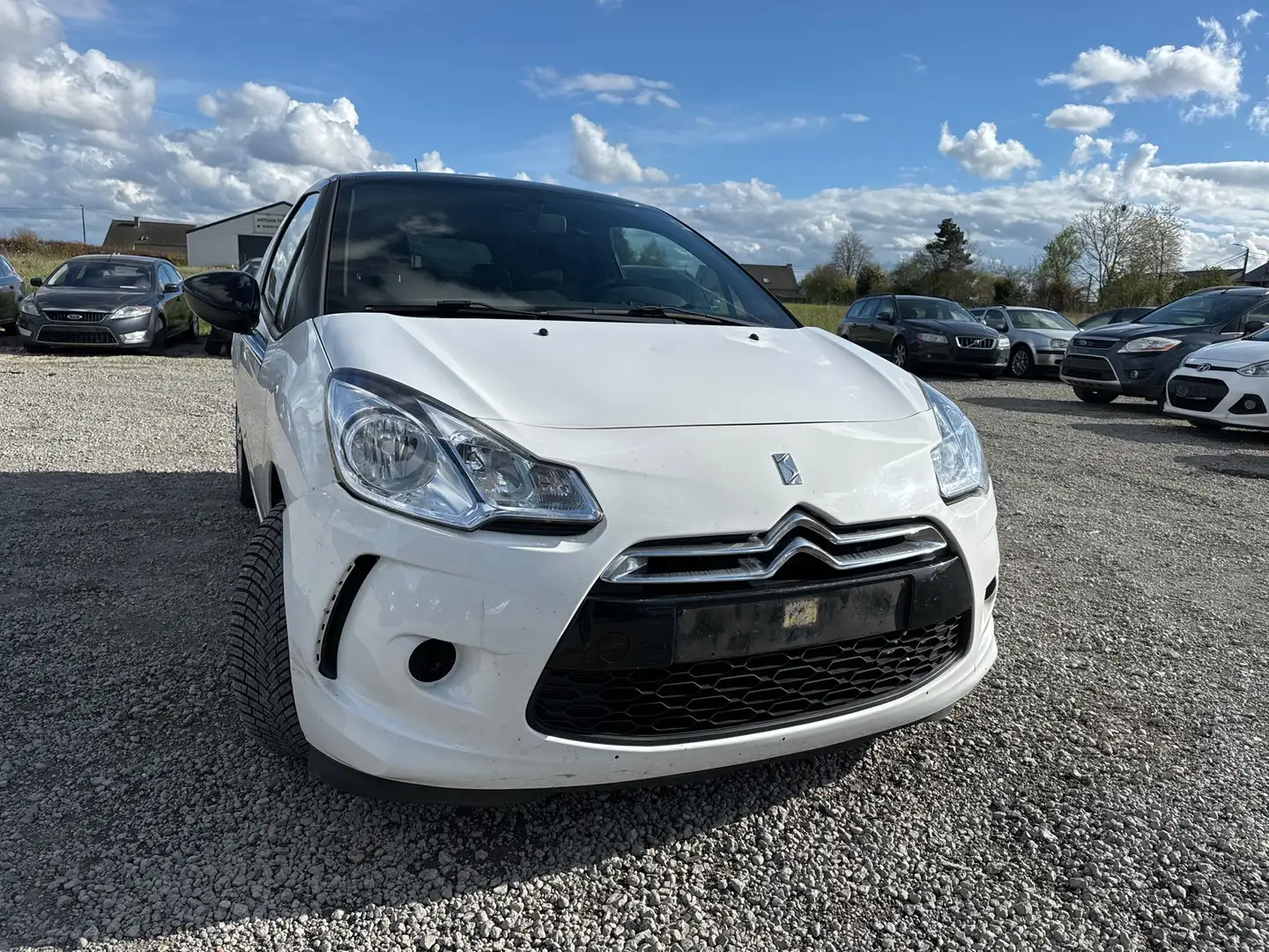 Citroen DS3 1.4 s Bílá - 2