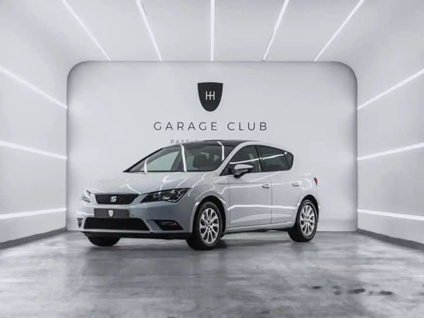 SEAT Leon ST 1.6TDI CR S&S Style 105 - 1