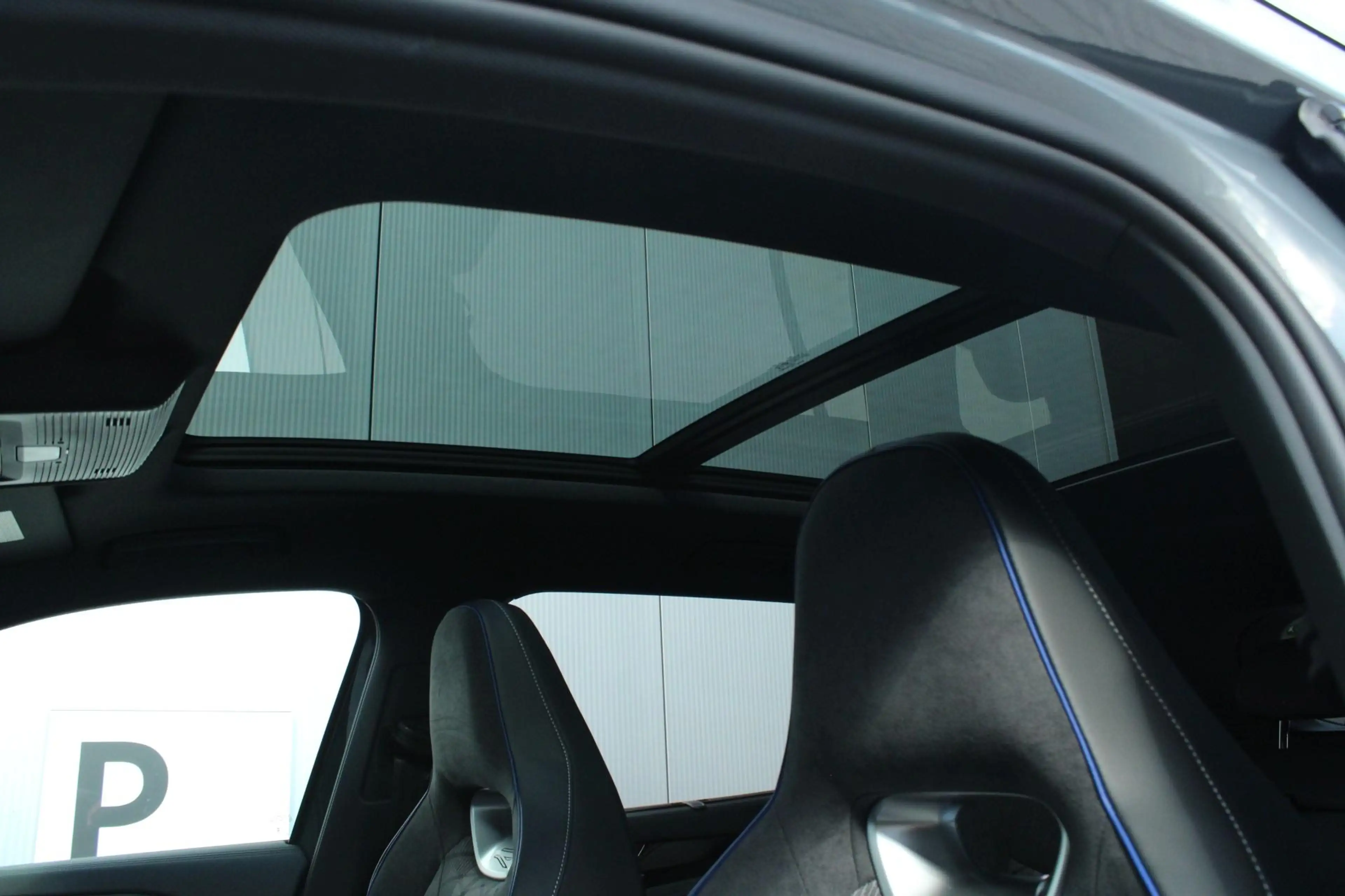 Volkswagen Tayron 1.5 eHybrid 204pk R-Line Edition | 20" Velgen | Pa — photo 13