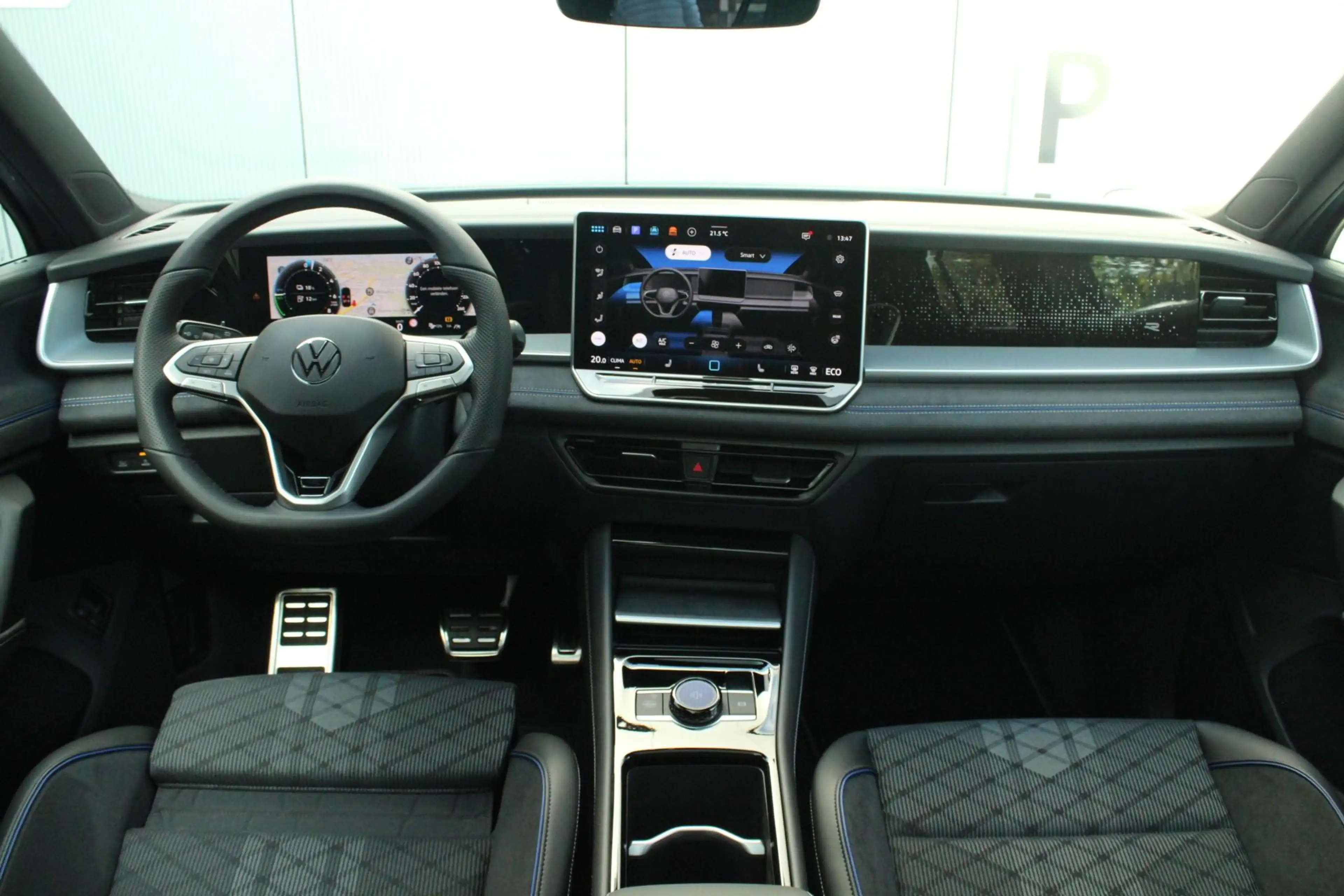 Volkswagen Tayron 1.5 eHybrid 204pk R-Line Edition | 20" Velgen | Pa — photo 5