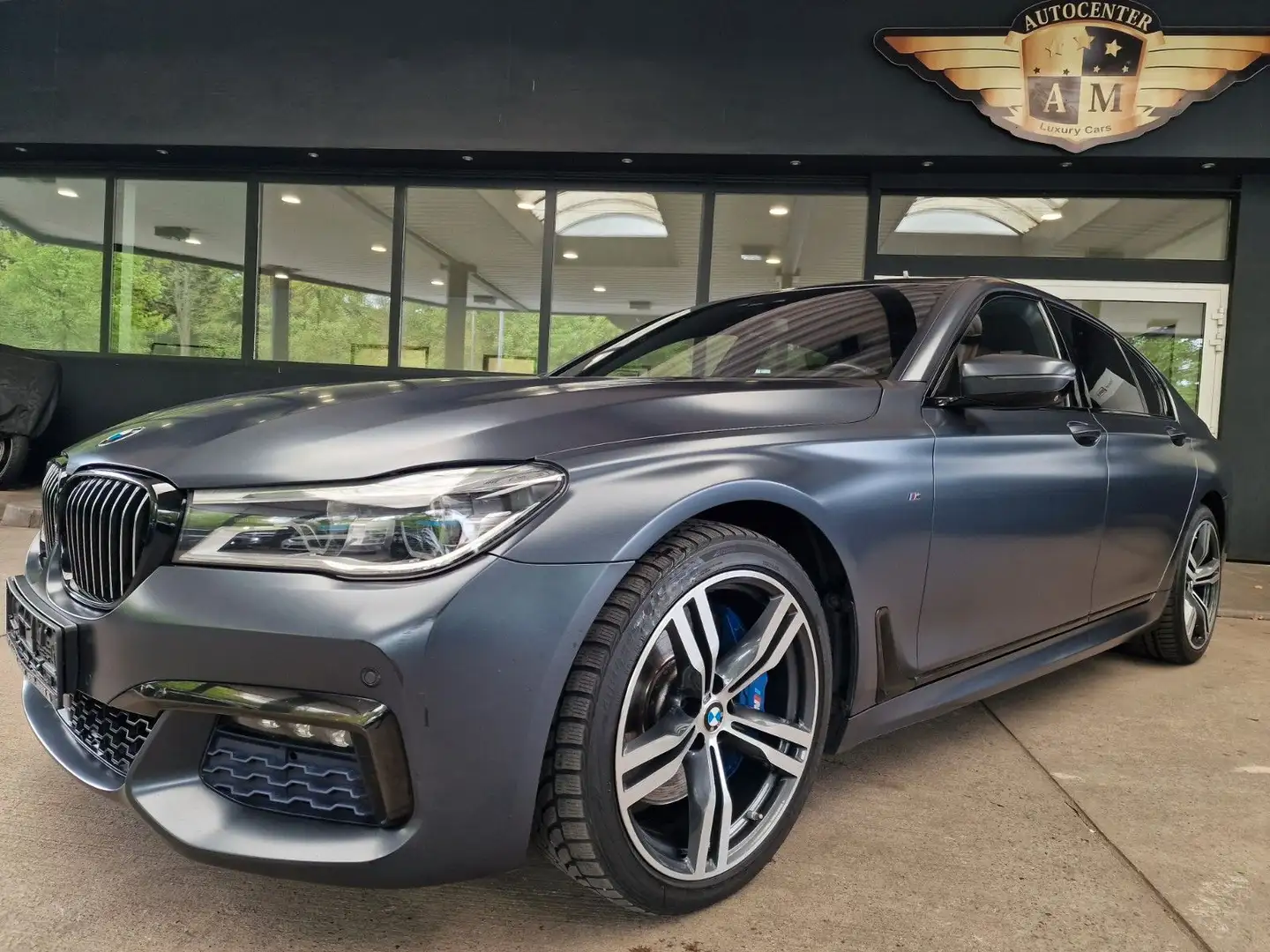 BMW 750 d xDrive M-Sportpaket Laser/360°/SSD/HuD/VOLL Gris - 1