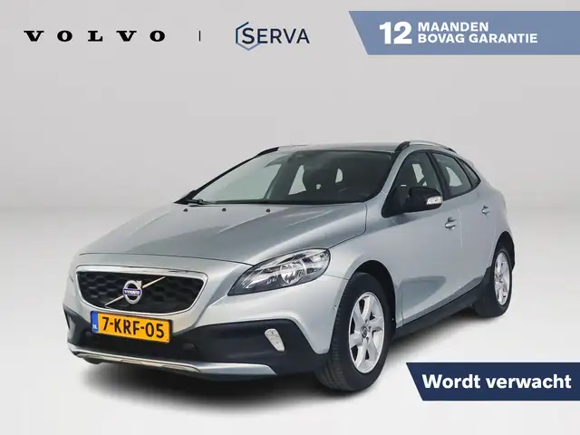 Volvo V40 Cross Country 1.6 T4 Kinetic | Park assist | Cruise control