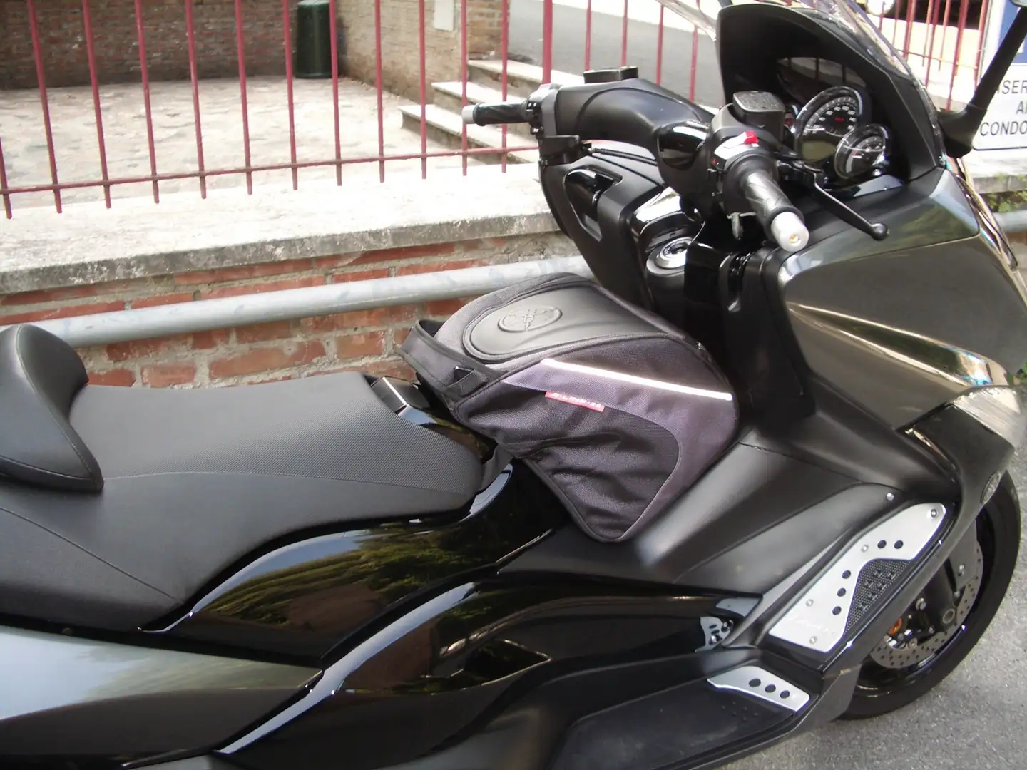 Yamaha TMAX 500 Moon Shadow Grigio - 2