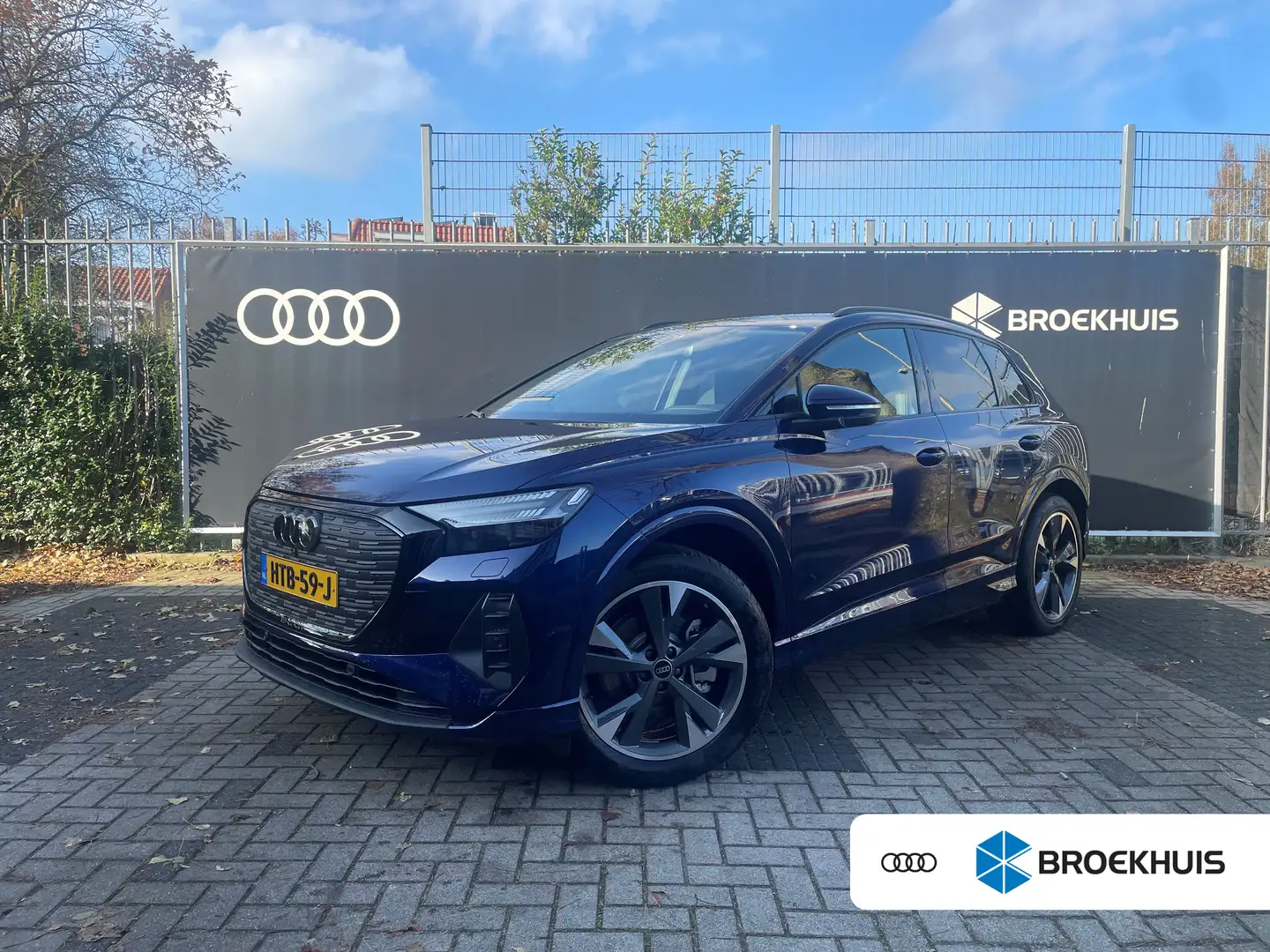 Audi Q4 e-tron 45 Advanced edition Assistentiepakket plus| Optiek Blauw - 1