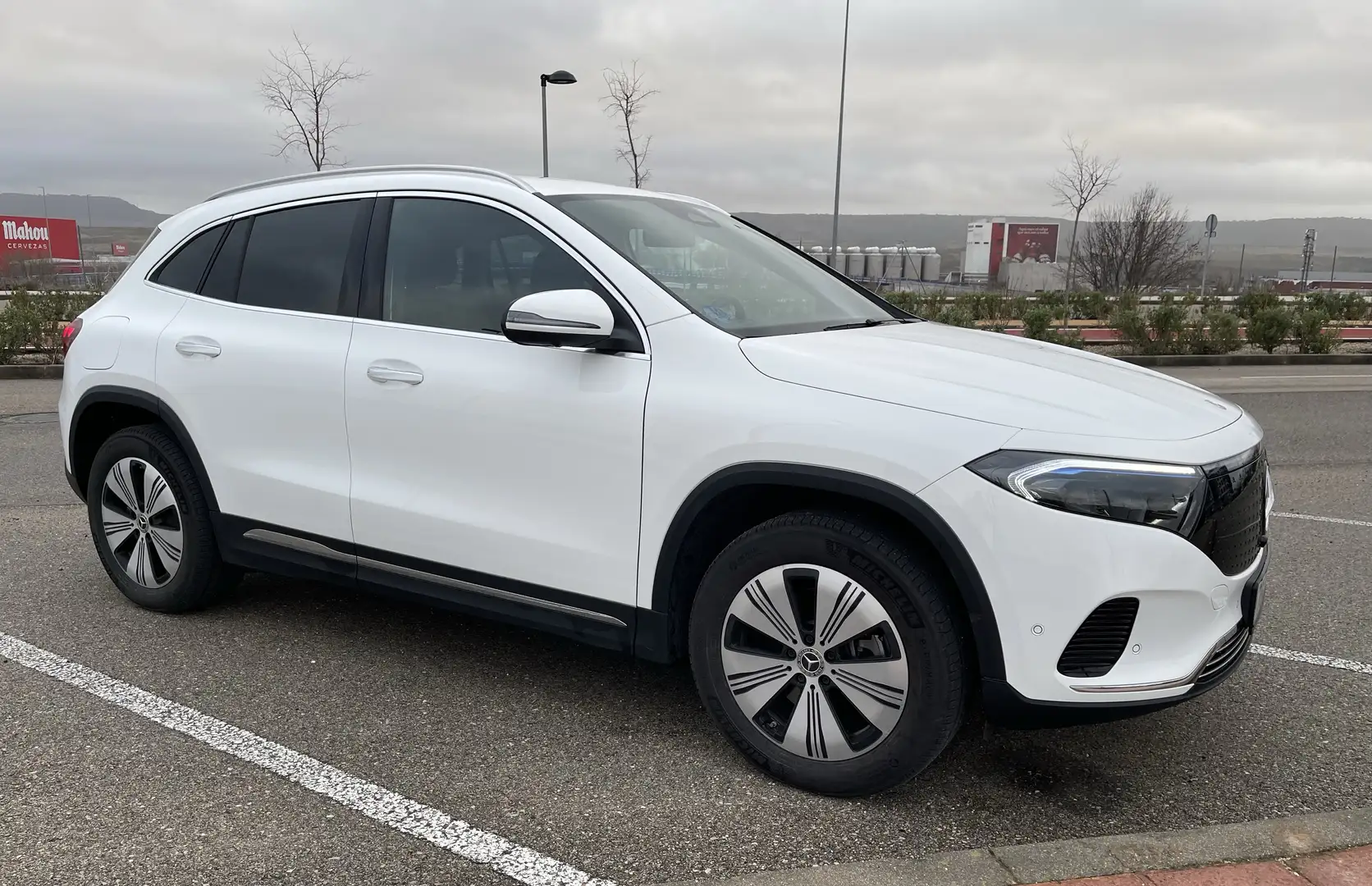 Mercedes-Benz EQA 350 4matic - 2