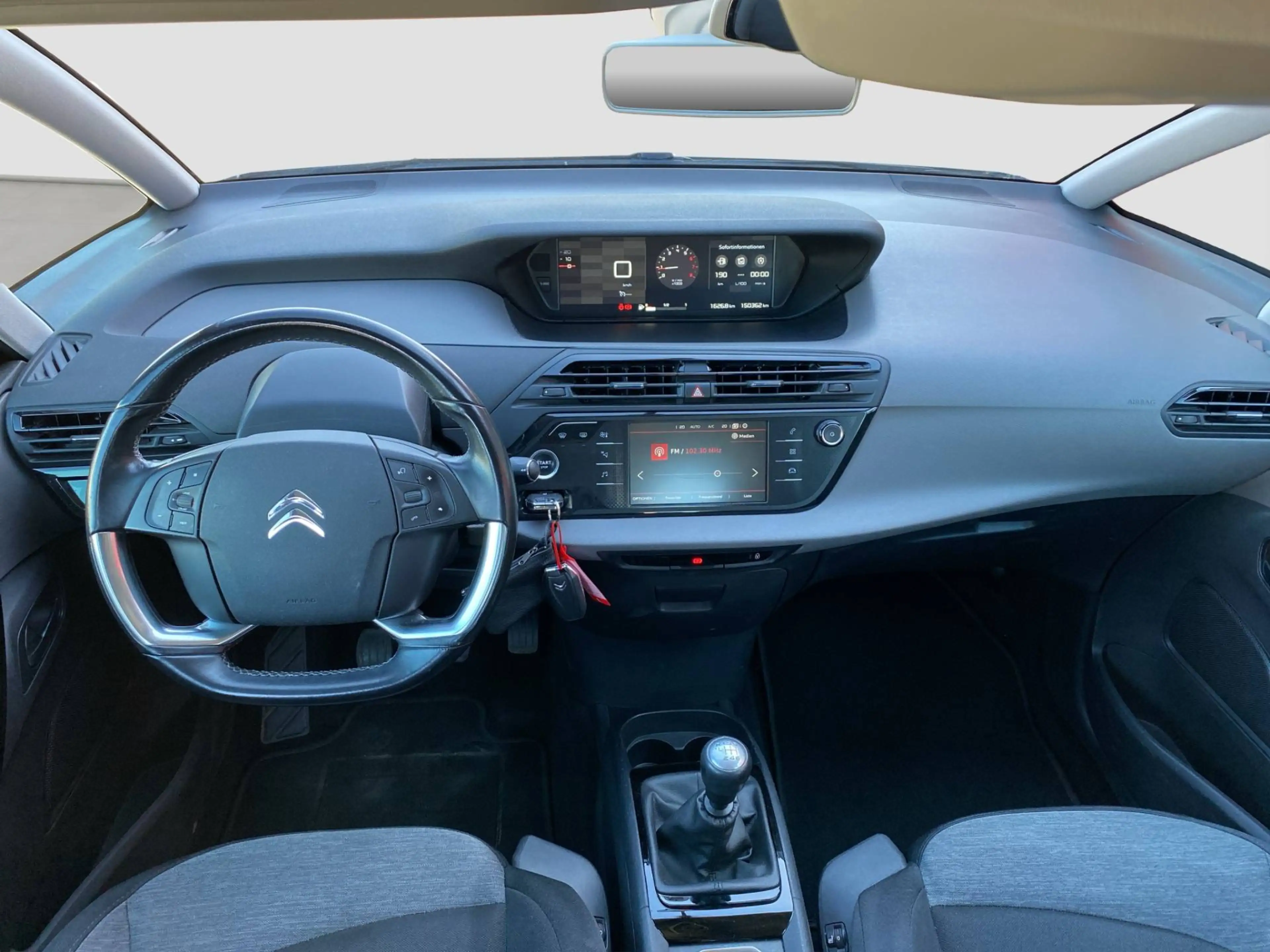 Citroen C4 Picasso PureTech 130 Selection — photo 13