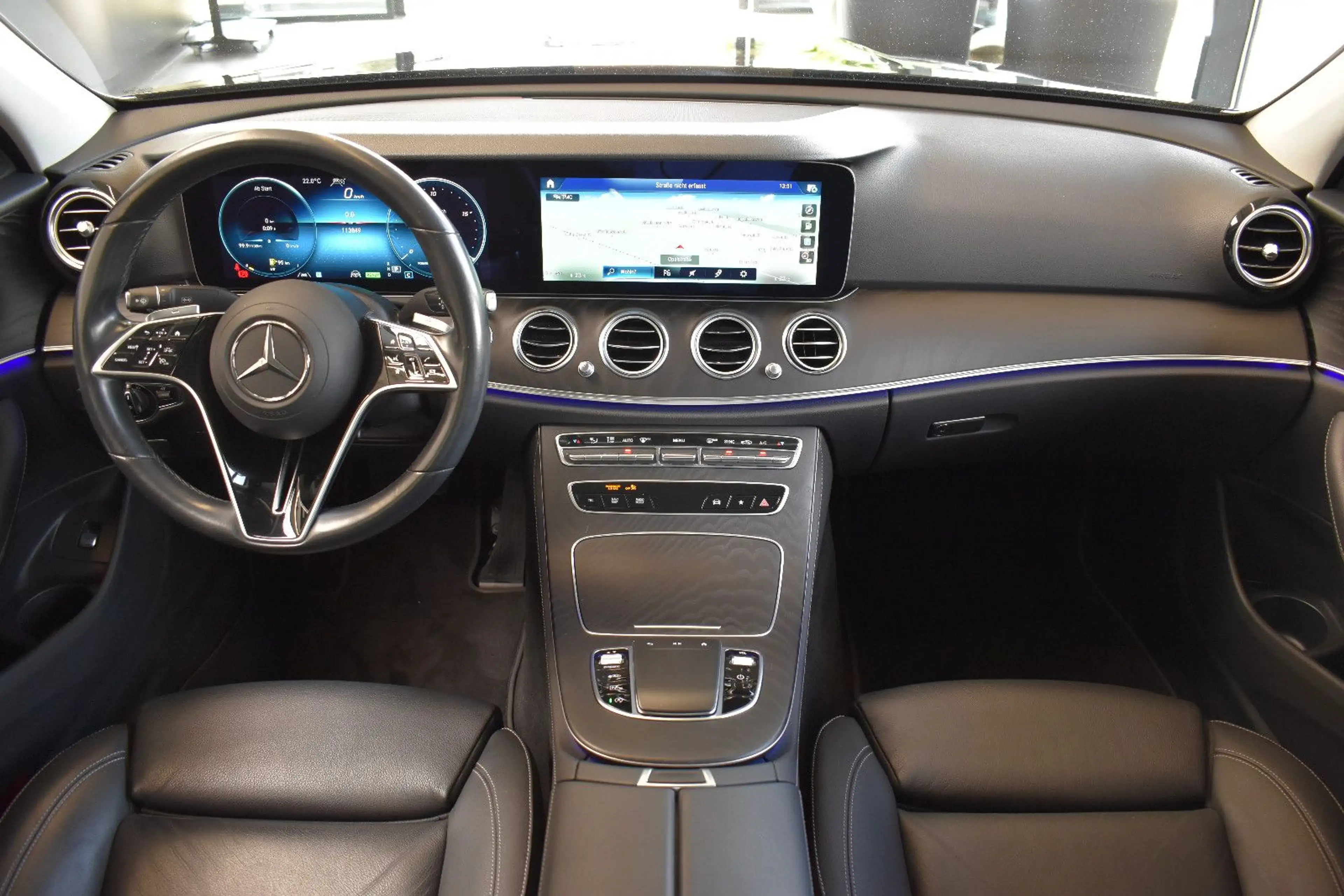 Mercedes-Benz E 220 E220d Limo Avantgarde 9G-tronic LED~AIR~WideScr. — photo 3