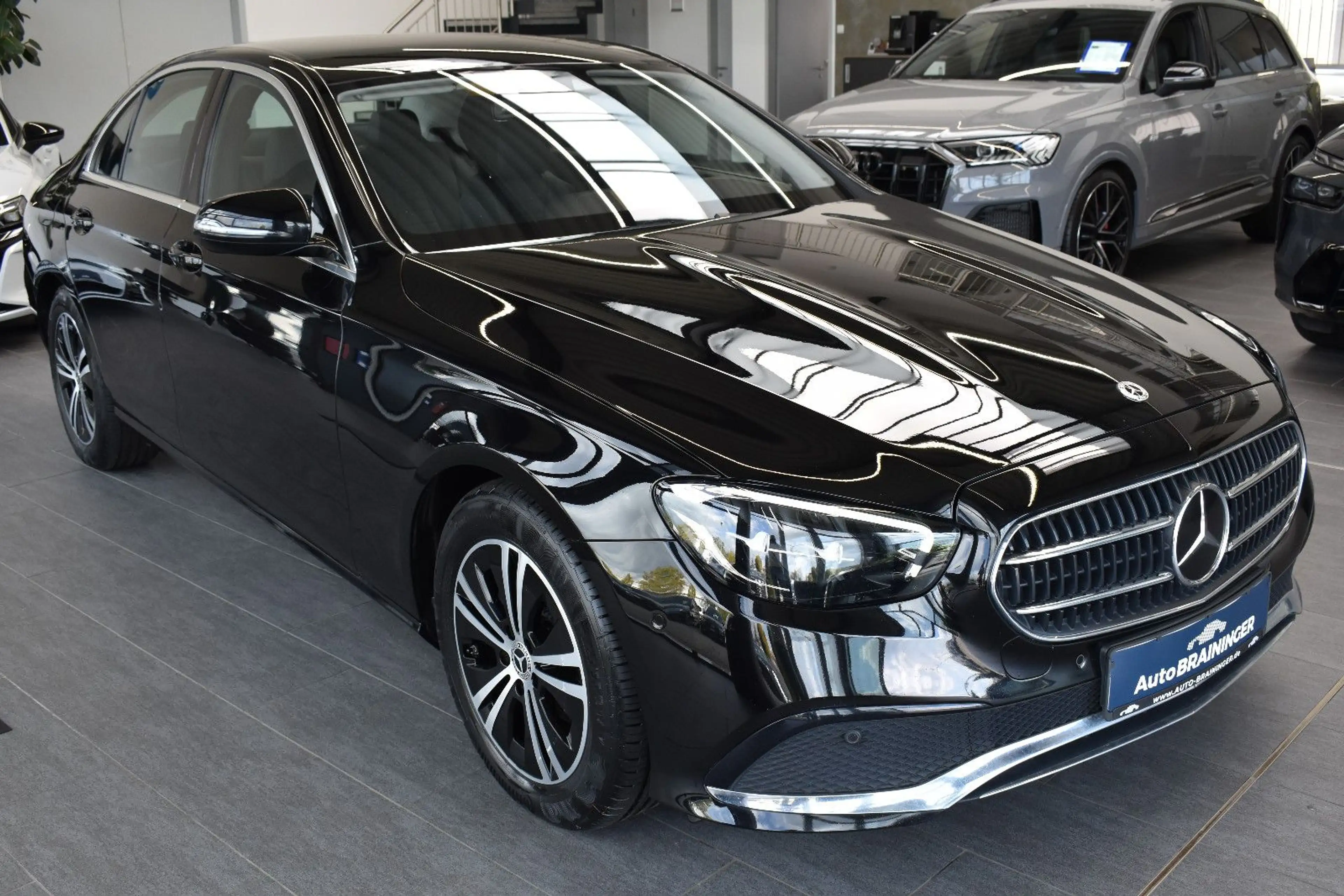 Mercedes-Benz E 220 E220d Limo Avantgarde 9G-tronic LED~AIR~WideScr. — photo 5